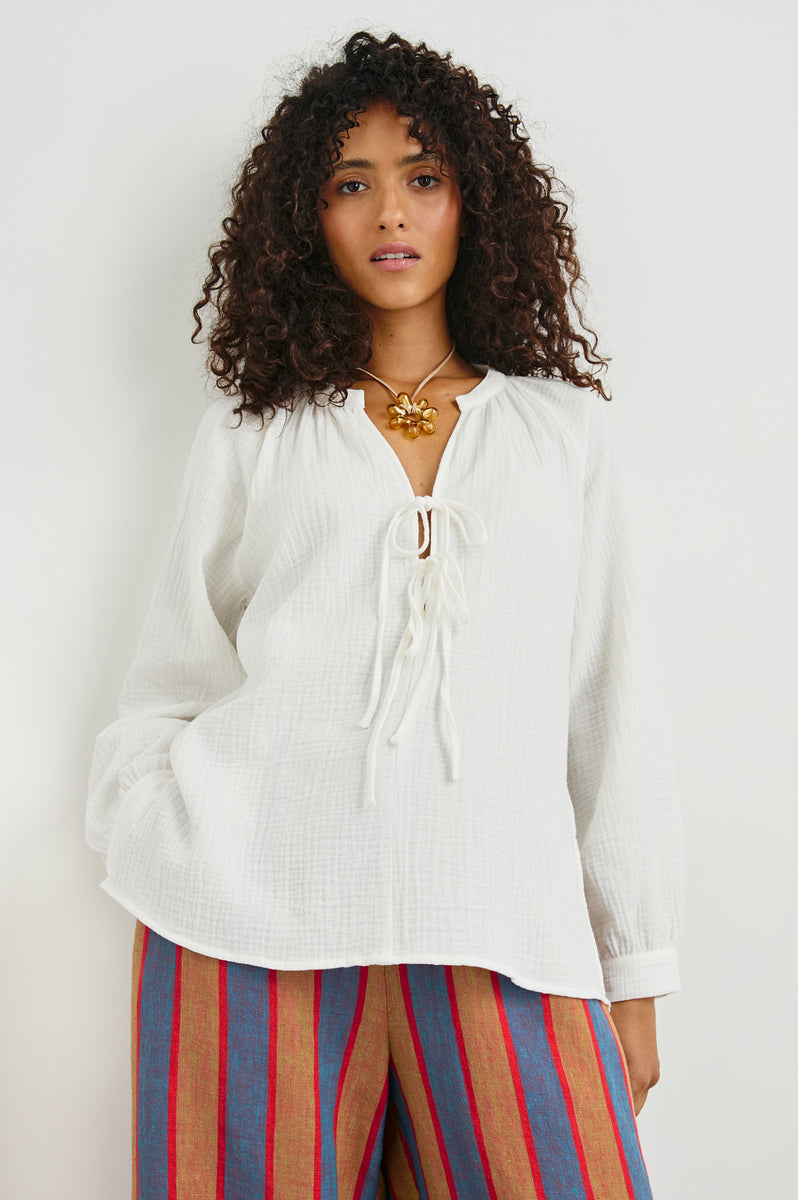 トップス riavell BRIELLE TOP - WHITE – Rails
