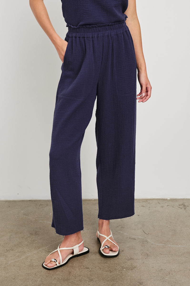 pois Splash pants ネイビー S LEON CROP PANT - ADMIRAL BLUE – Rails
