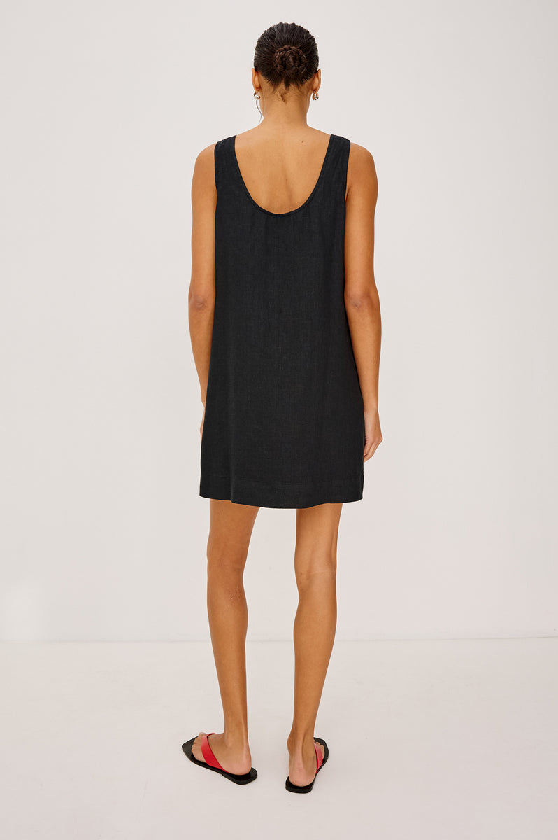 black sleeveless shirt dress Rails Bishop Sleeves Convertible Overlay Primary color:Powder skater dresses Sabrina Carpenter Black and
