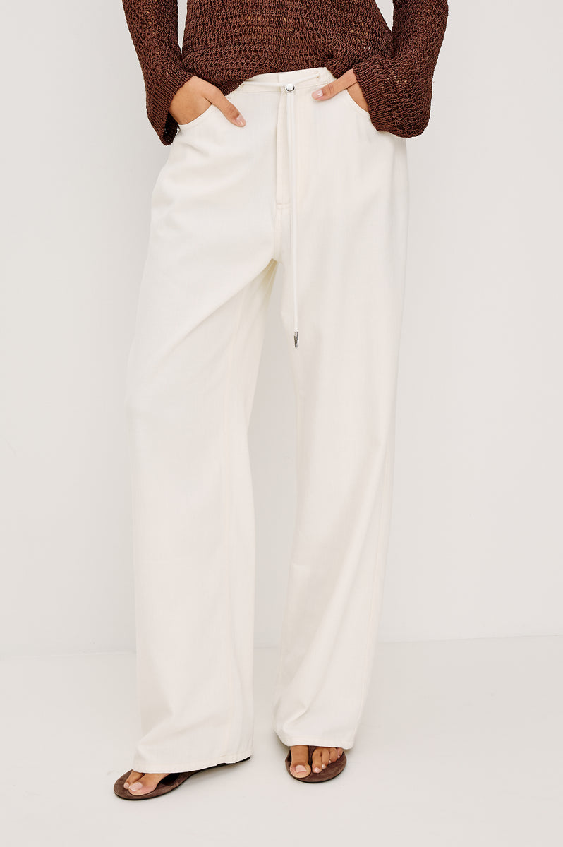 NORMANDIE-IVORY-1-1145-282C-