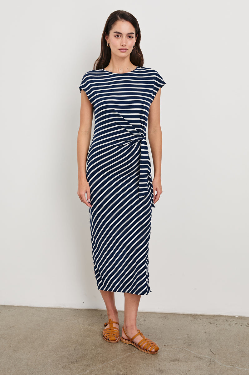 Rails | Selah Dress - Navy Ivory Stripe | Premium Cotton | Size XL Rails | Selah Dress - Navy Ivory Stripe | Premium Cotton | Size XL