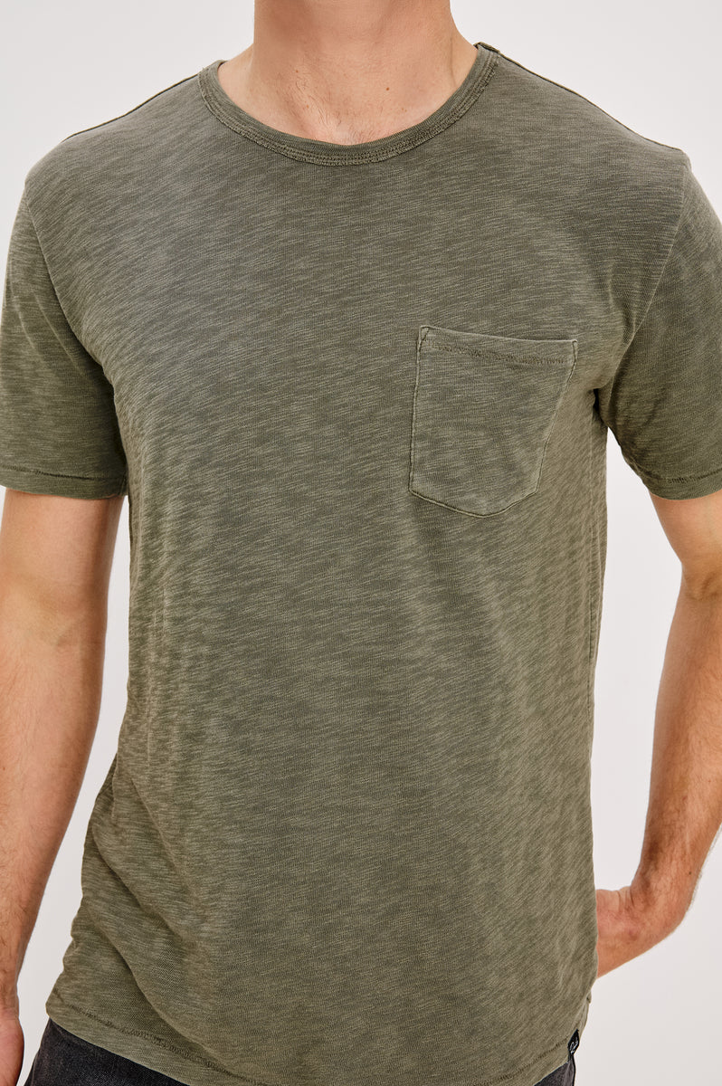SKIPPER T-SHIRT - SURPLUS – Rails