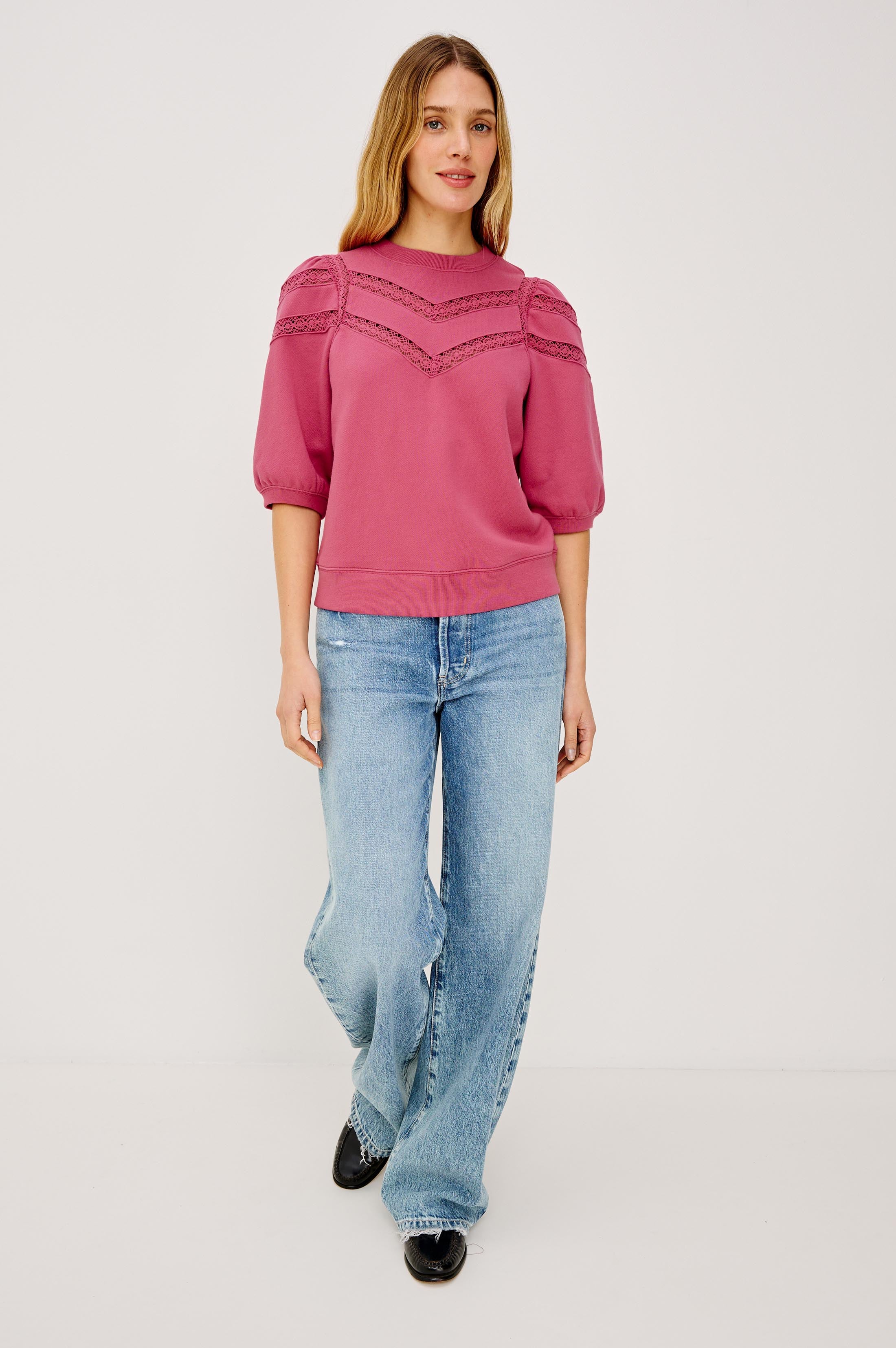 リメイクトレーナー ROSE Sugarplum Lattice Half Zip Sweatshirt | LoveShackFancy x Roller Rabbit