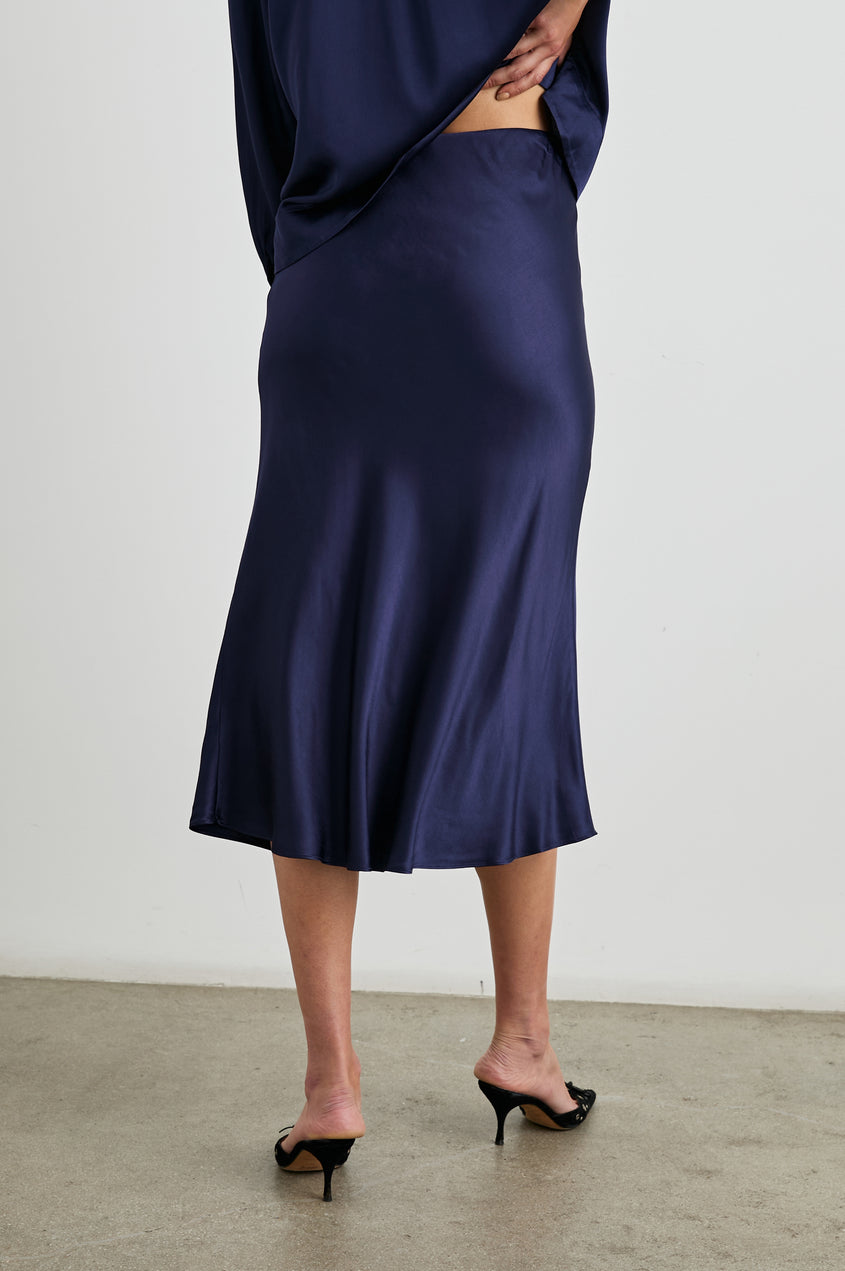 Anya Skirt - Dark Azalea