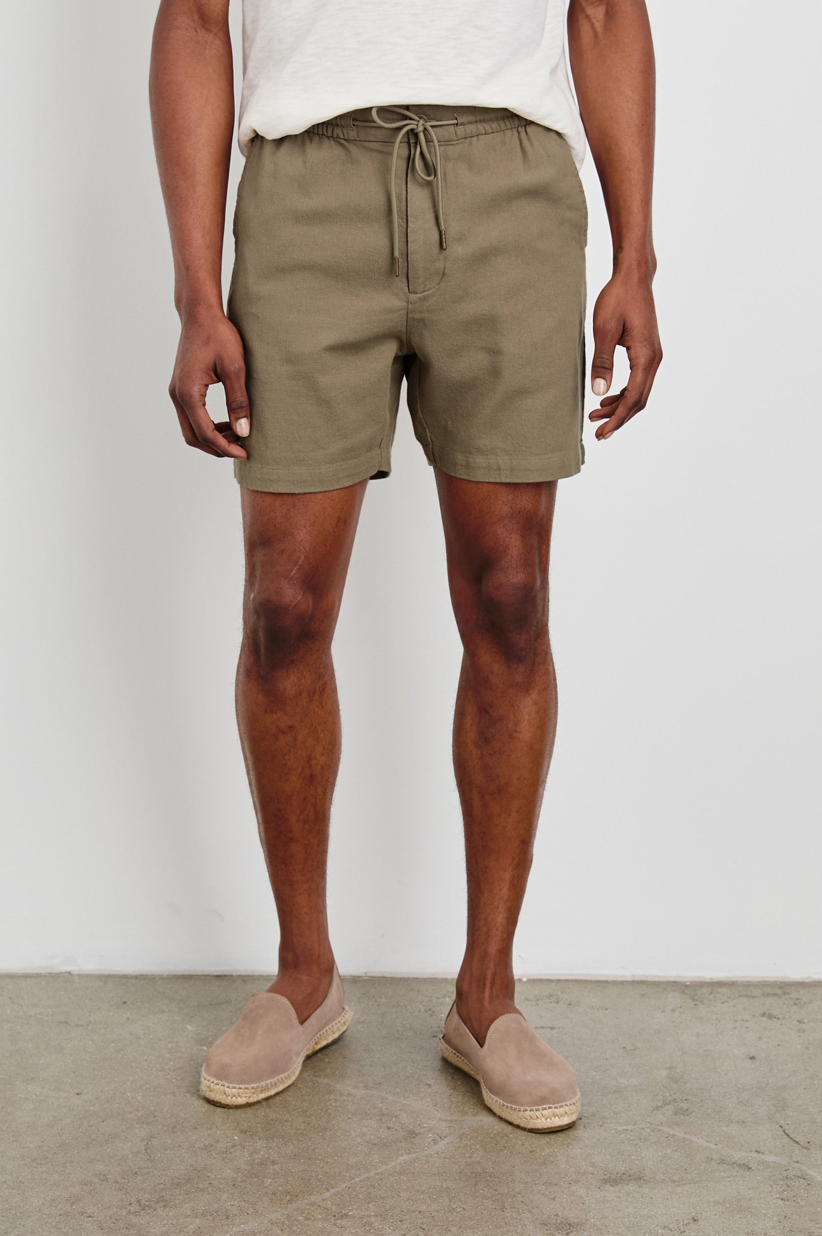 Archer 6" Shorts with a Drawstring Waist, Zipper Fly with Button, Two Front Pockets and a Back Patch Pocket in Barley Colorway - Front View Featured on Model