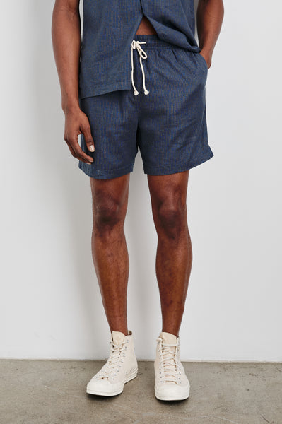 ARIES-NAVY-CEDAR-VERTICAL-