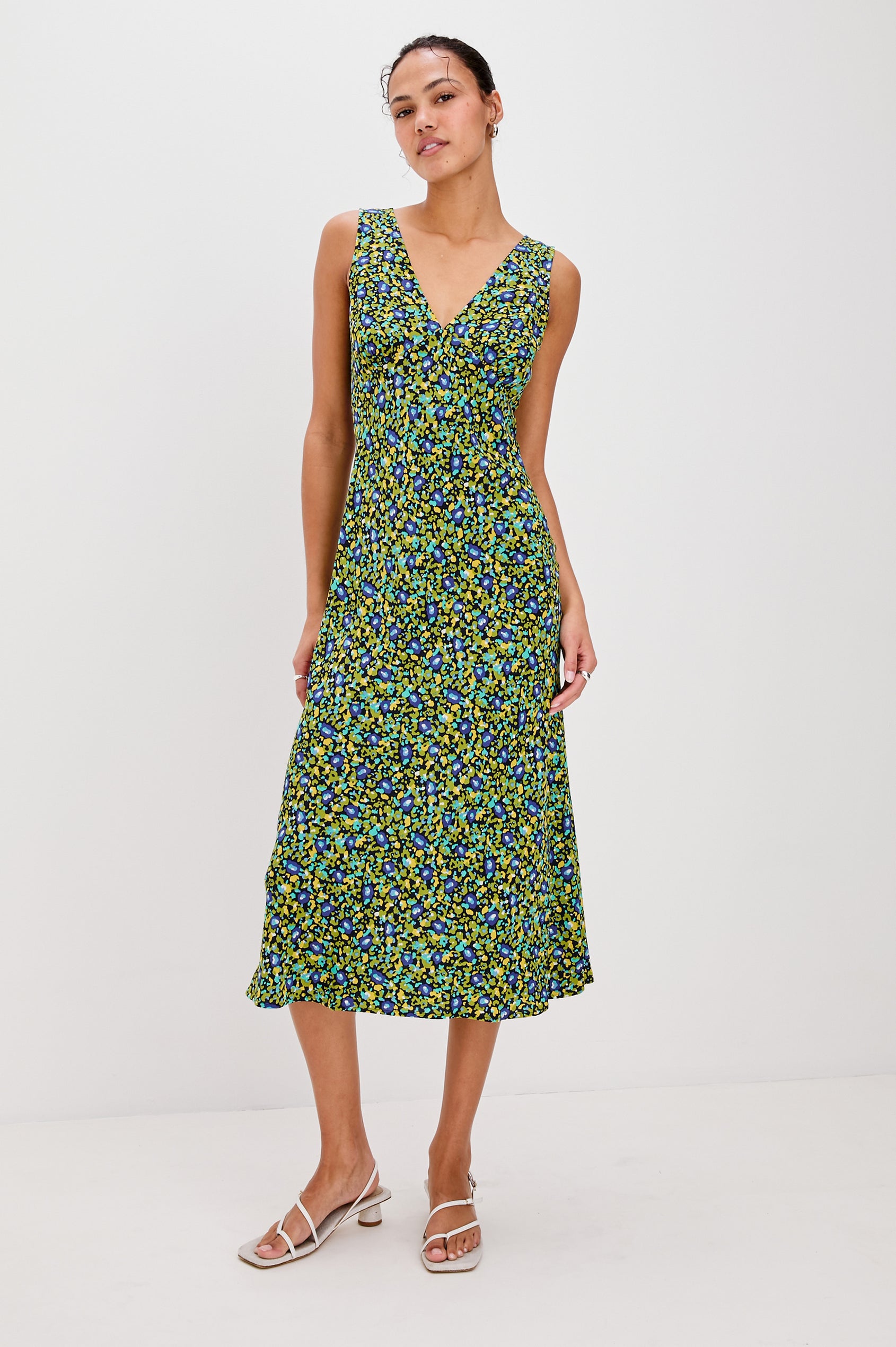 AUDRIANA-ABSTRACT-GARDEN-FULL BODY FRONT