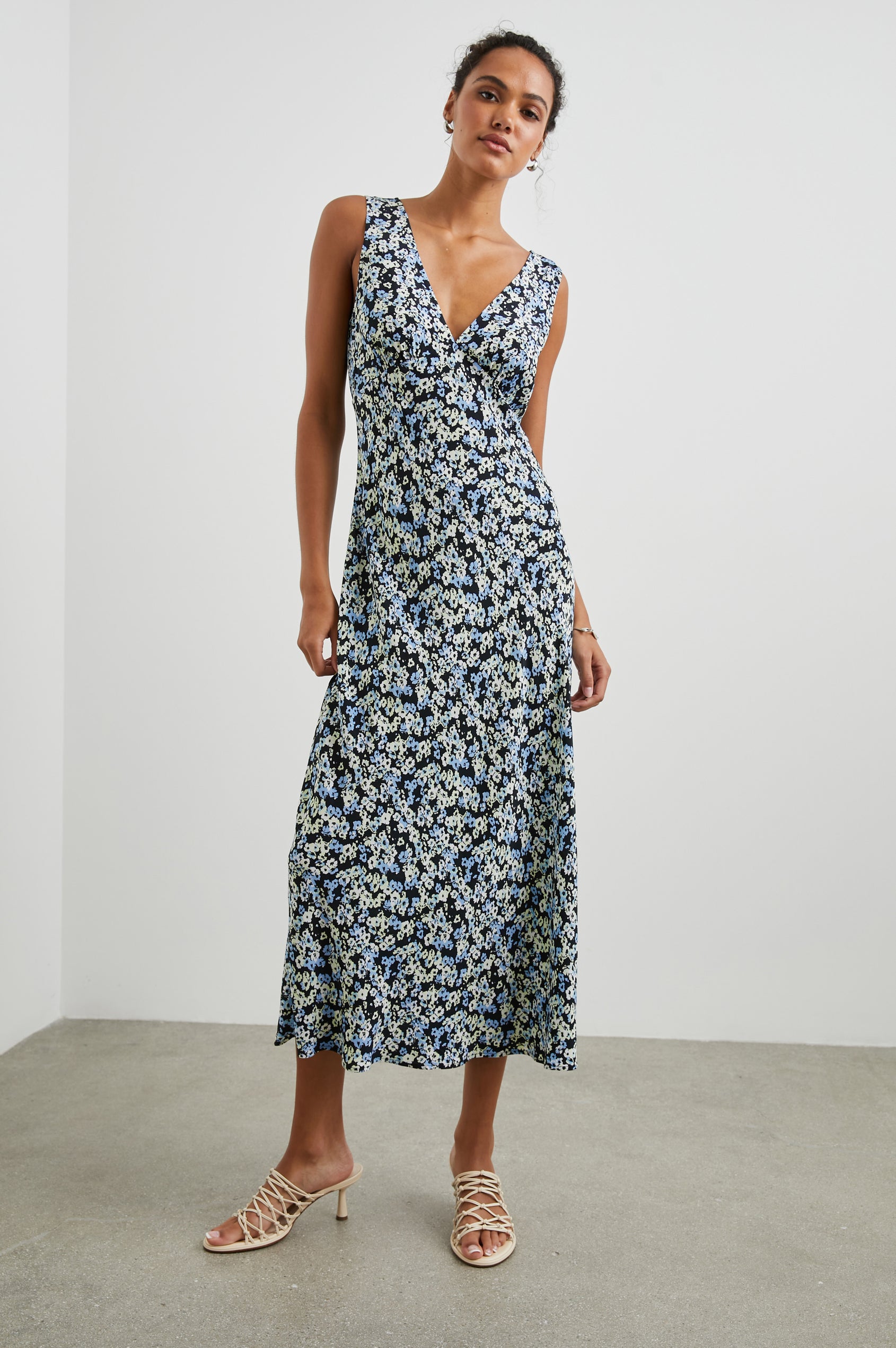 AUDRINA DRESS - MIDNIGHT MEADOW FLORAL Rails AUDRINA DRESS - MIDNIGHT MEADOW FLORAL Rails