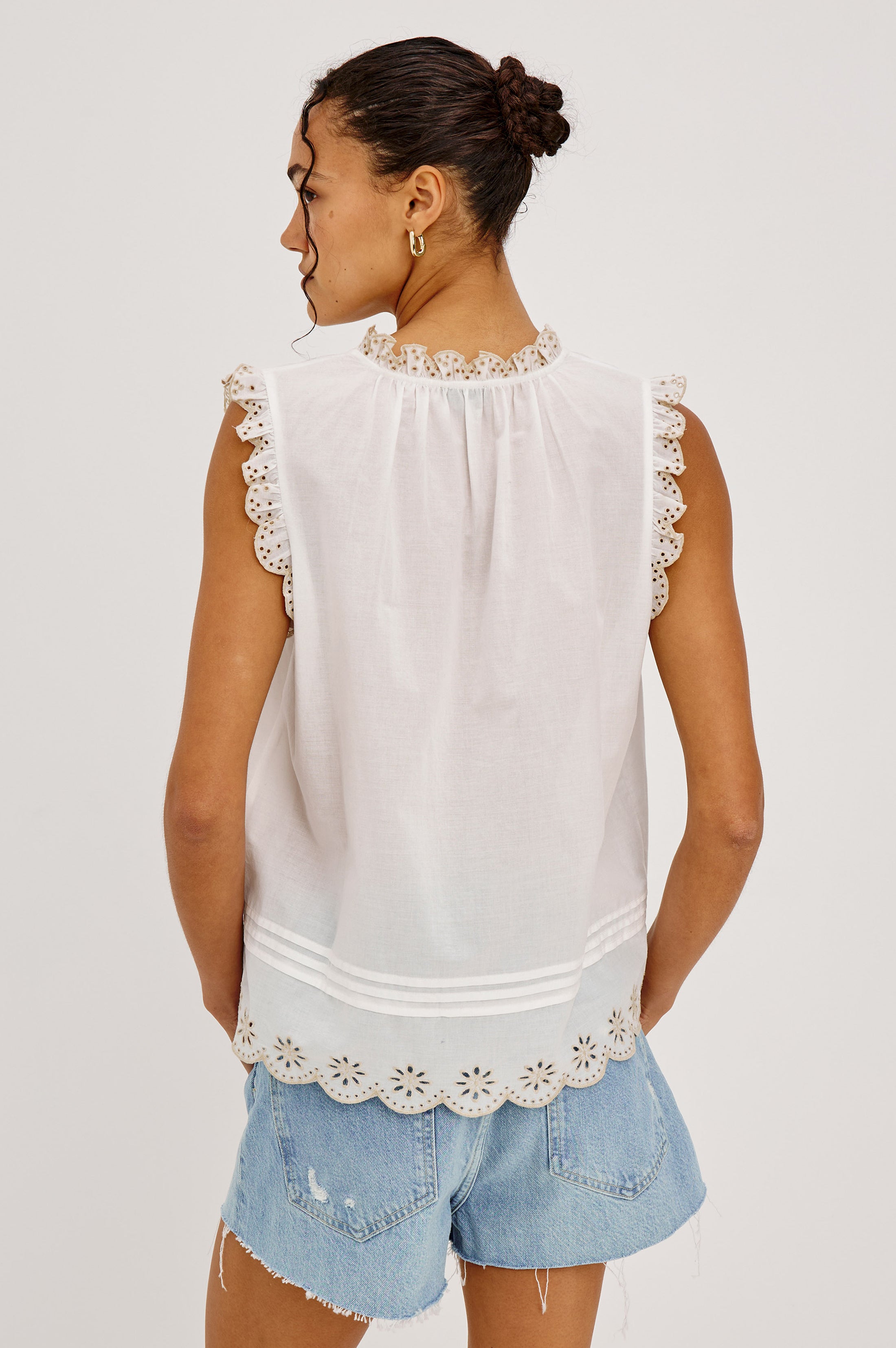 AVERY TOP - WHITE – Rails