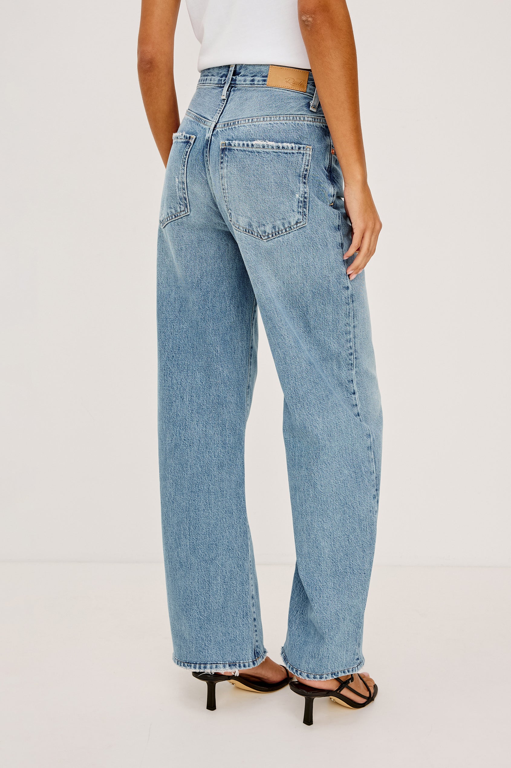 BELMONT ARC - AUTHENTIC STONE