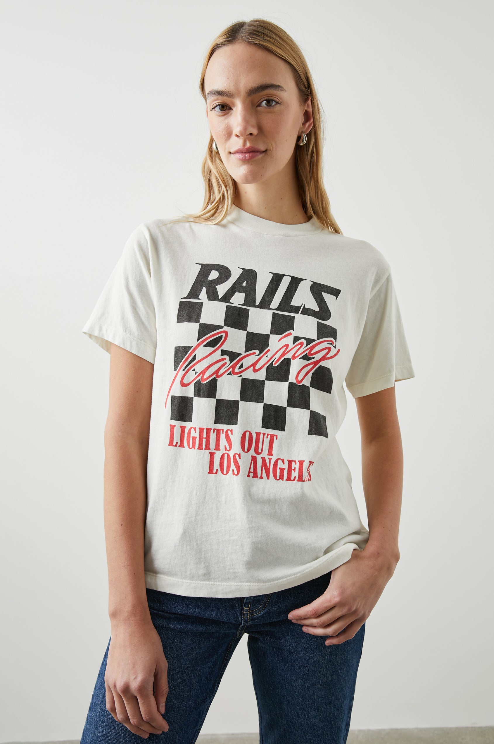 BOYFRIEND-TEE-IVORY-RAILS-RACING-FRONT UNTUCKED
