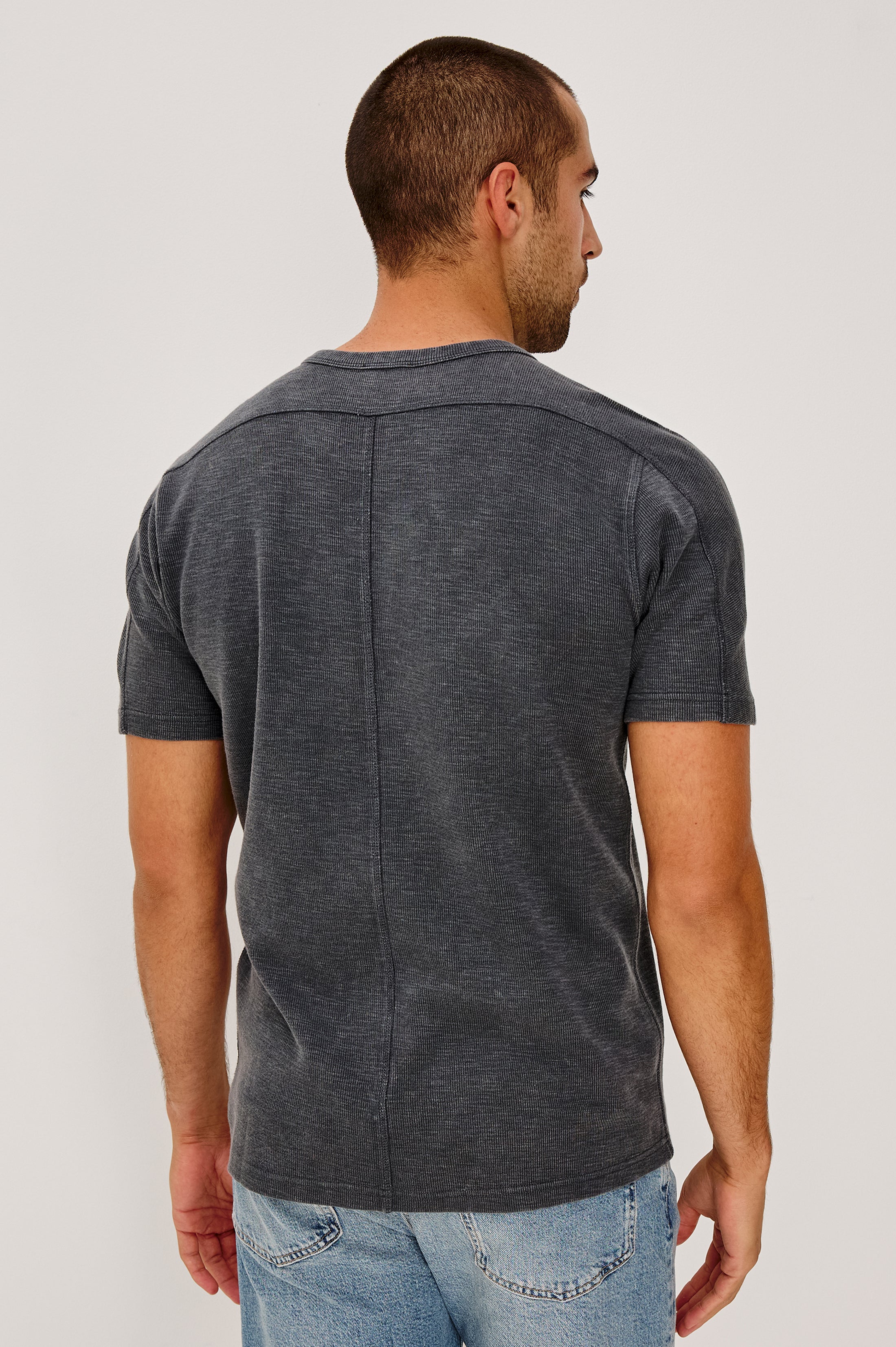 BROOKS T-SHIRT - WASHED BLACK – Rails