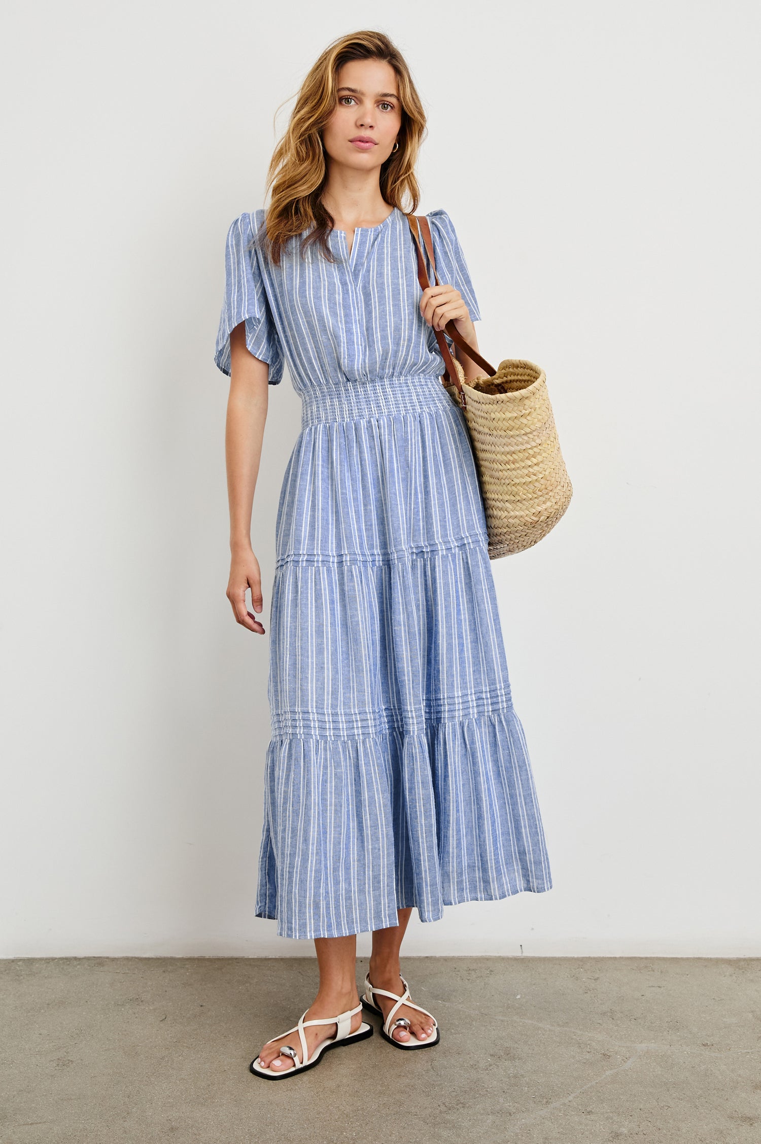 CANNES-LAKE-VIEW-STRIPE-FRONT