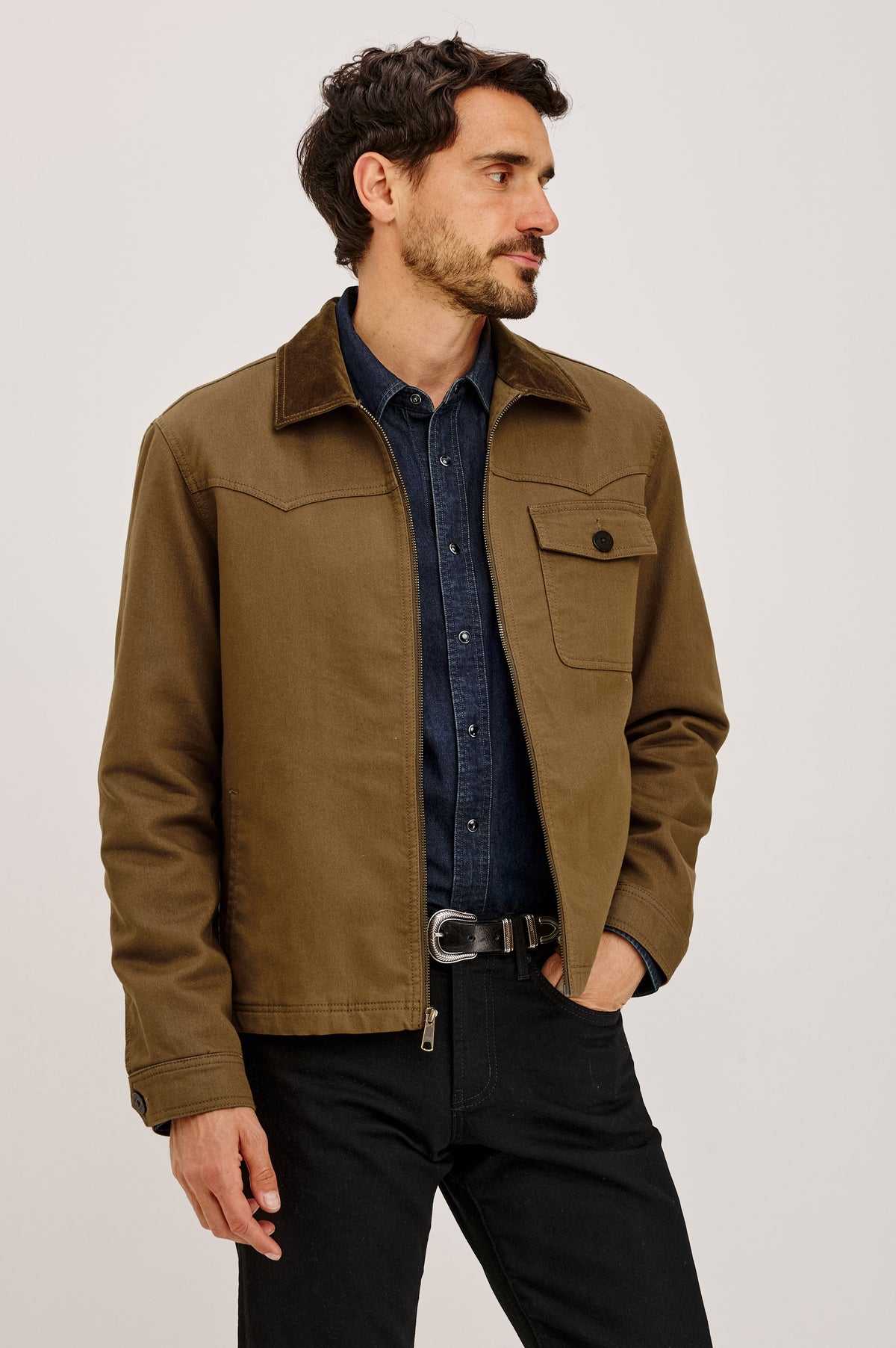 Canyon Jacket in Cotton With Slightly Cropped Utility Fit, Zip-Front Closure, Pointed Collar, Chest Patch Pocket, and Long Sleeves in Mesa Colorway