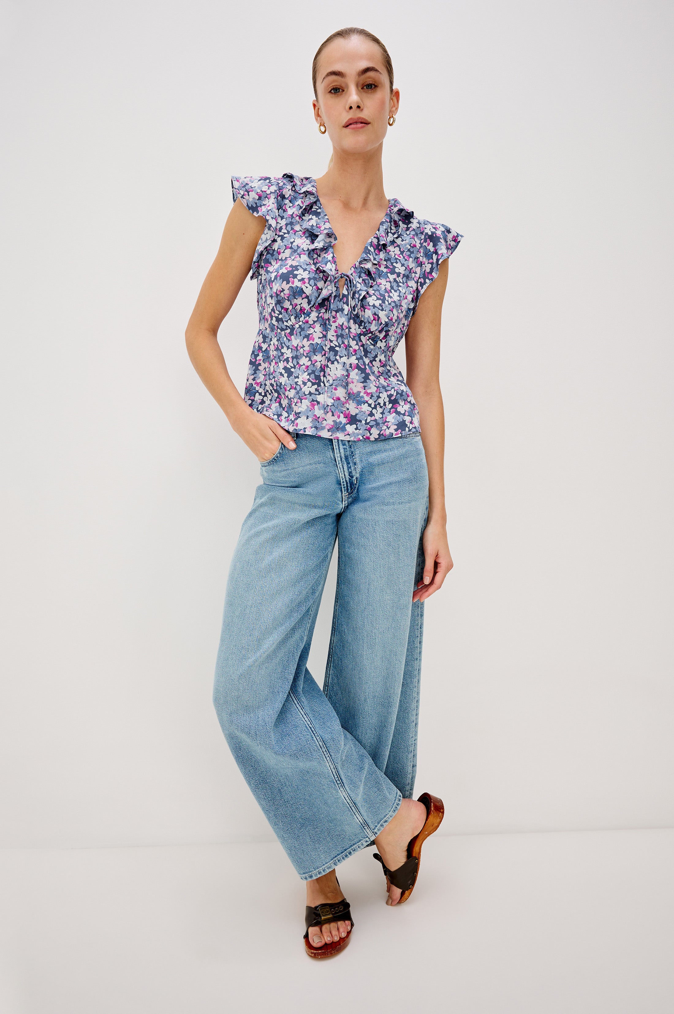 CARMINE TOP - BLUE BLOSSOM – Rails