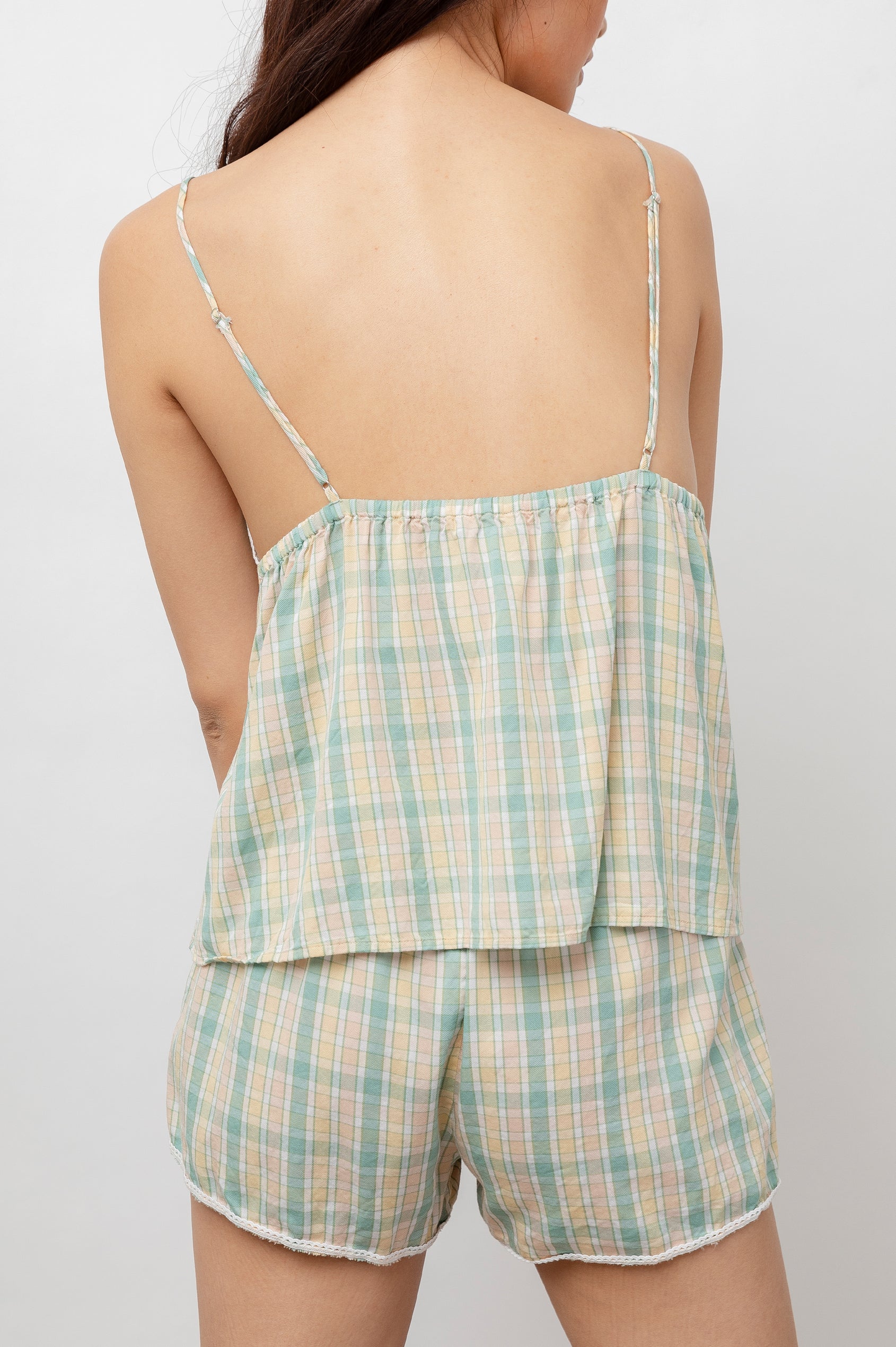 CHARLOTTE-HONEYDEW-MELON-BACK