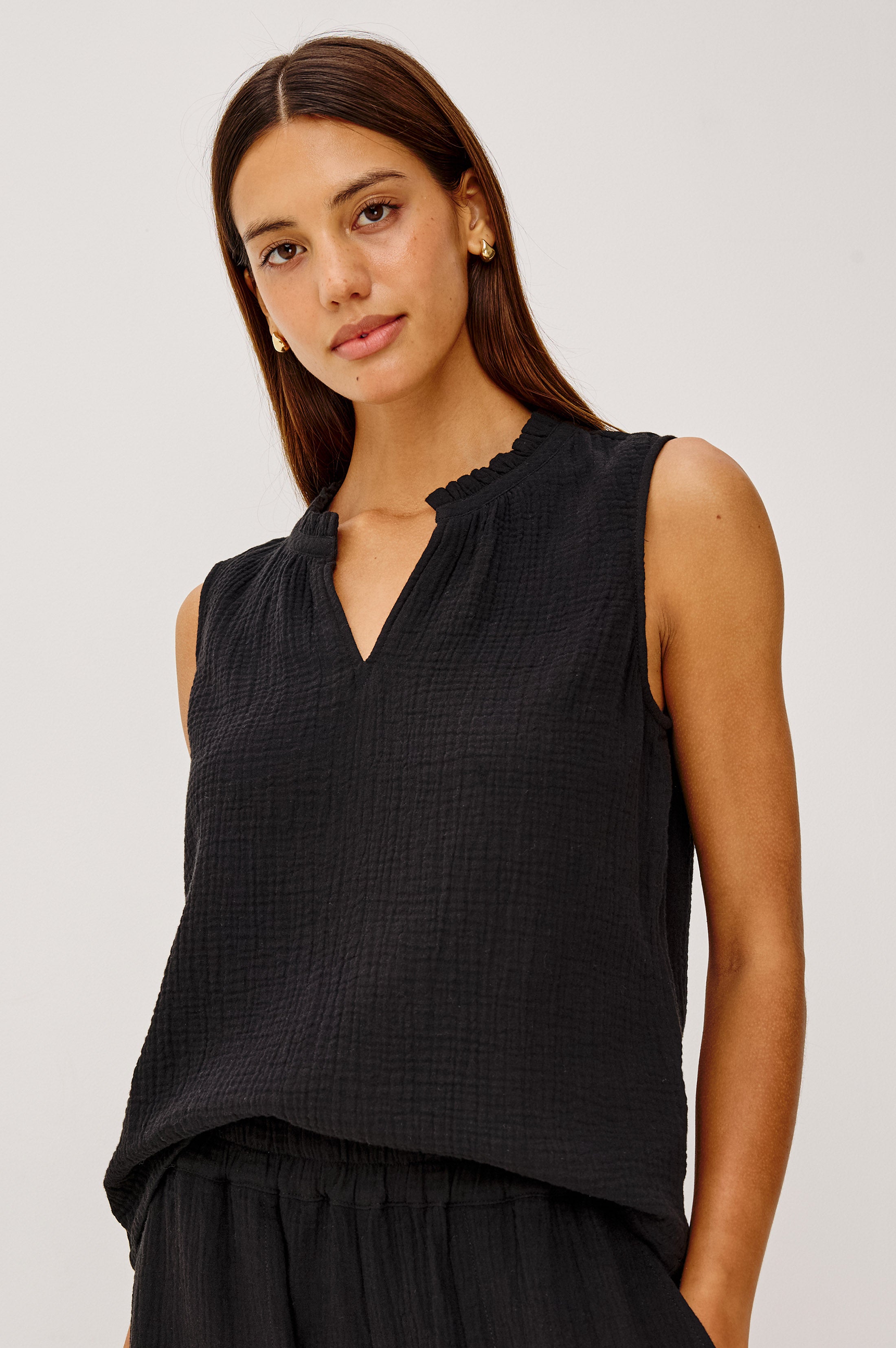 CHRISTY TOP - BLACK – Rails