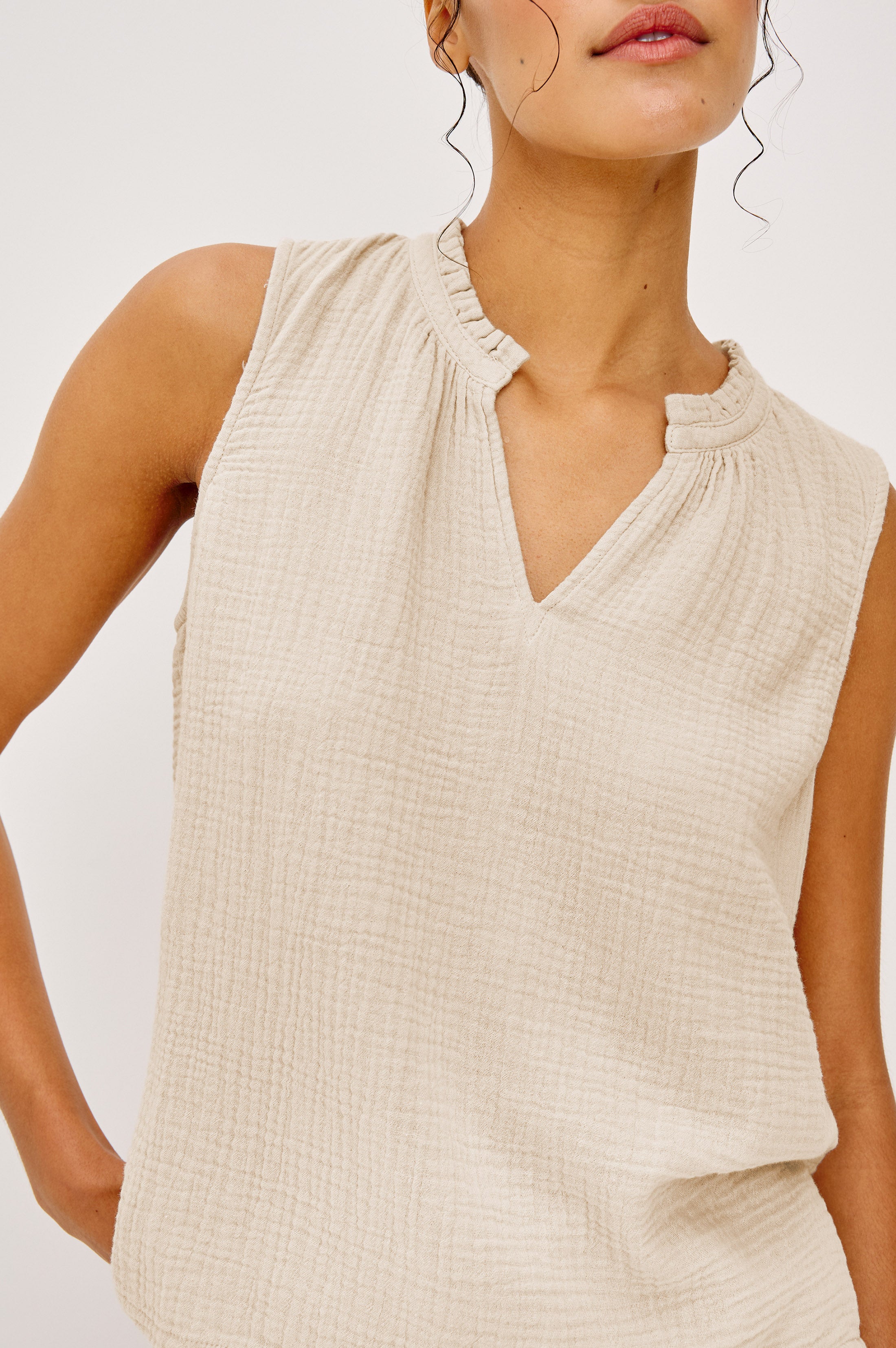 CHRISTY TOP - FLAX – Rails
