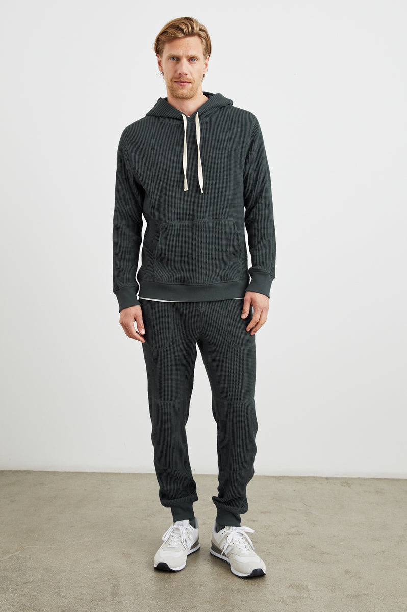 COOPER SWEATPANT - INK – Rails
