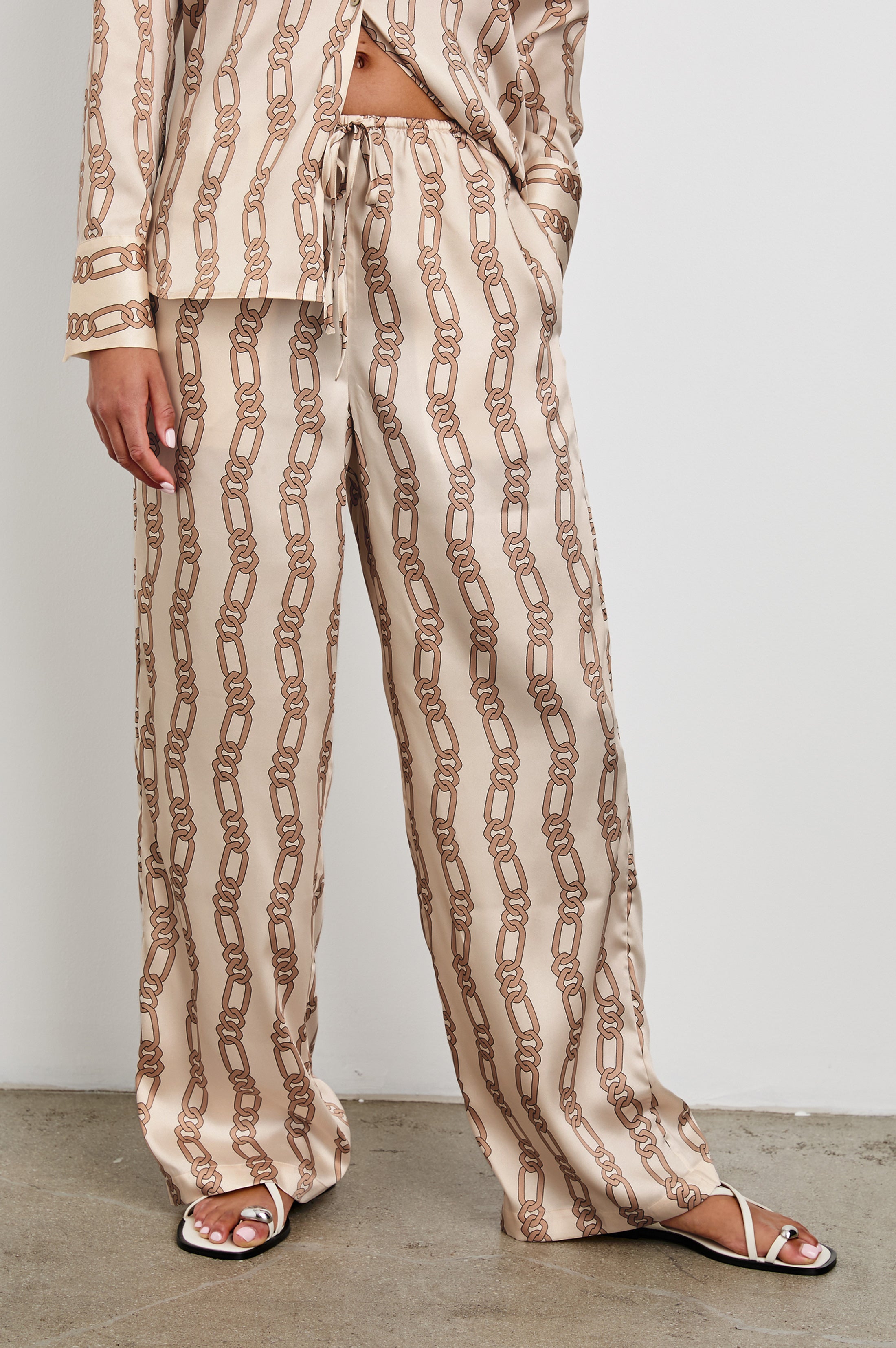 パンツ ORIMI LOCK LINE SLACKS 26ss DAMANI-IVORY-GOLD-LINK-1_2200x