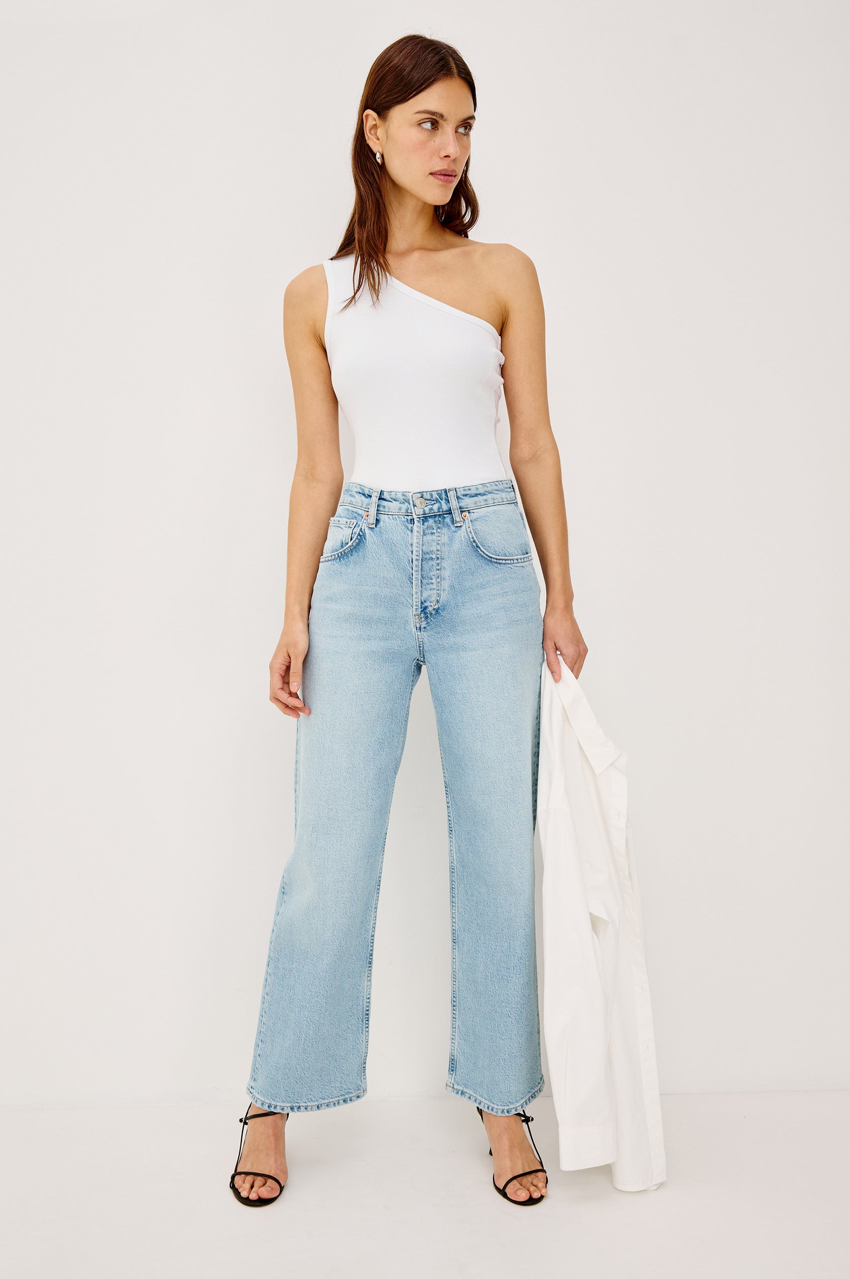 Del Mar Low-Rise Wide Straight Leg Jean in Vintage-Inspired Wash With Relaxed Fit in Jasper Colorway - Full Body Front View Featured on Model