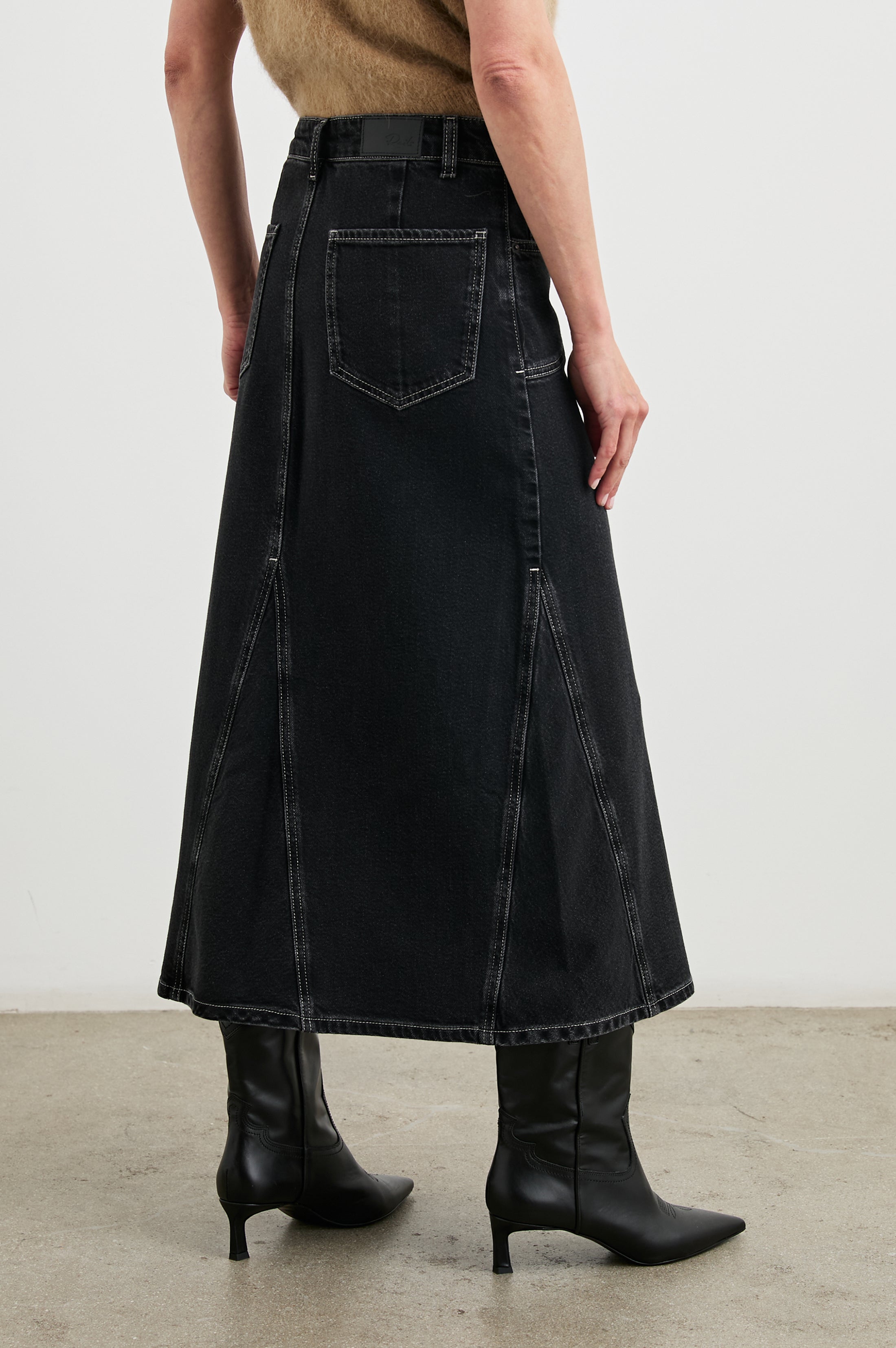 DEL REY SKIRT - BLACK SAND – Rails