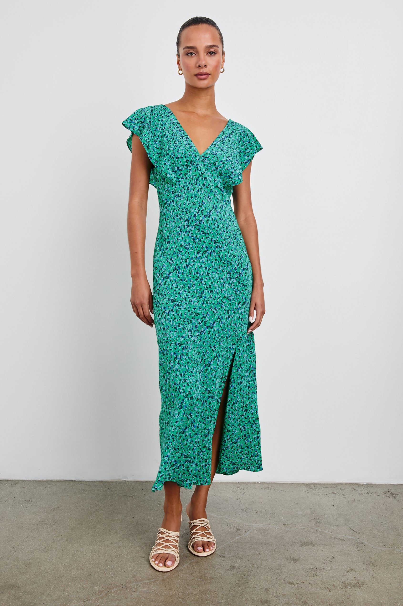DINA-GREEN-SPECKLED-FRONT