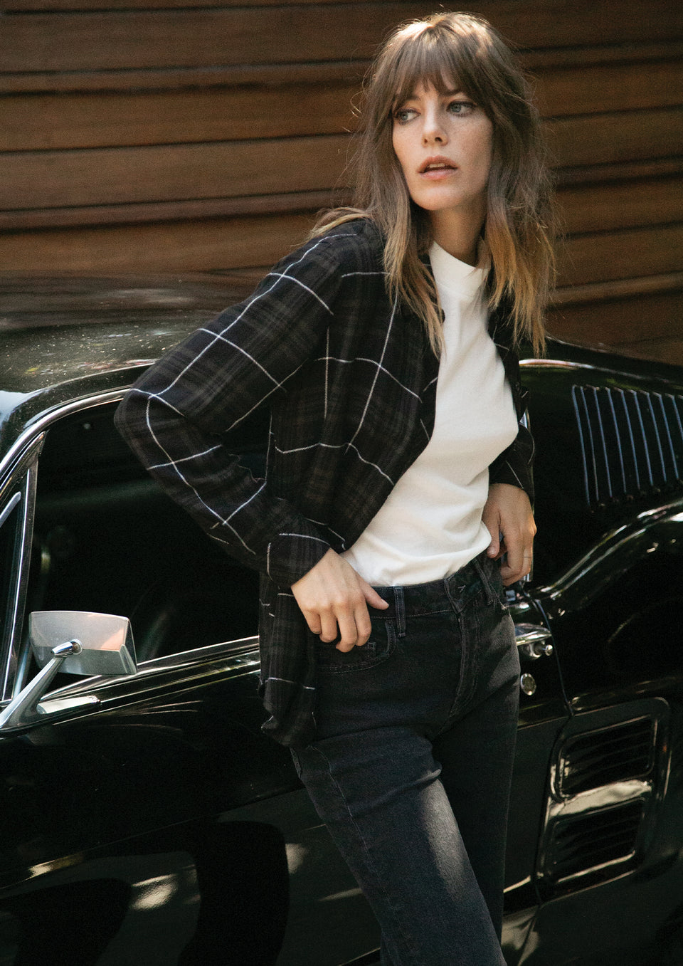 FRONT EDITORIAL IMAGE OF MODEL WEARING HUNTER SHIRT AND TOPANGA JEAN