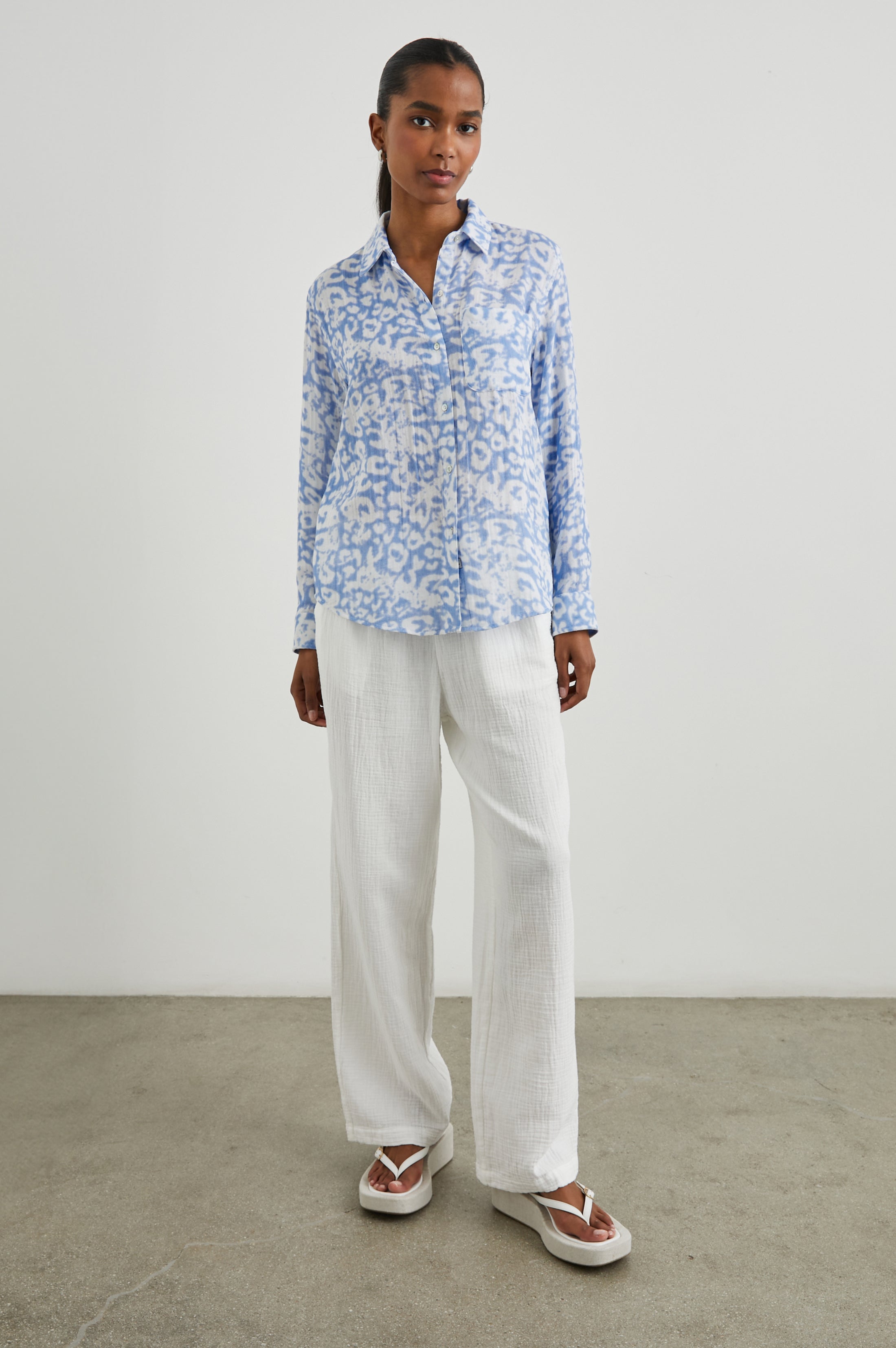 ELLIS SHIRT - BLUE DIFFUSED CHEETAH – Rails