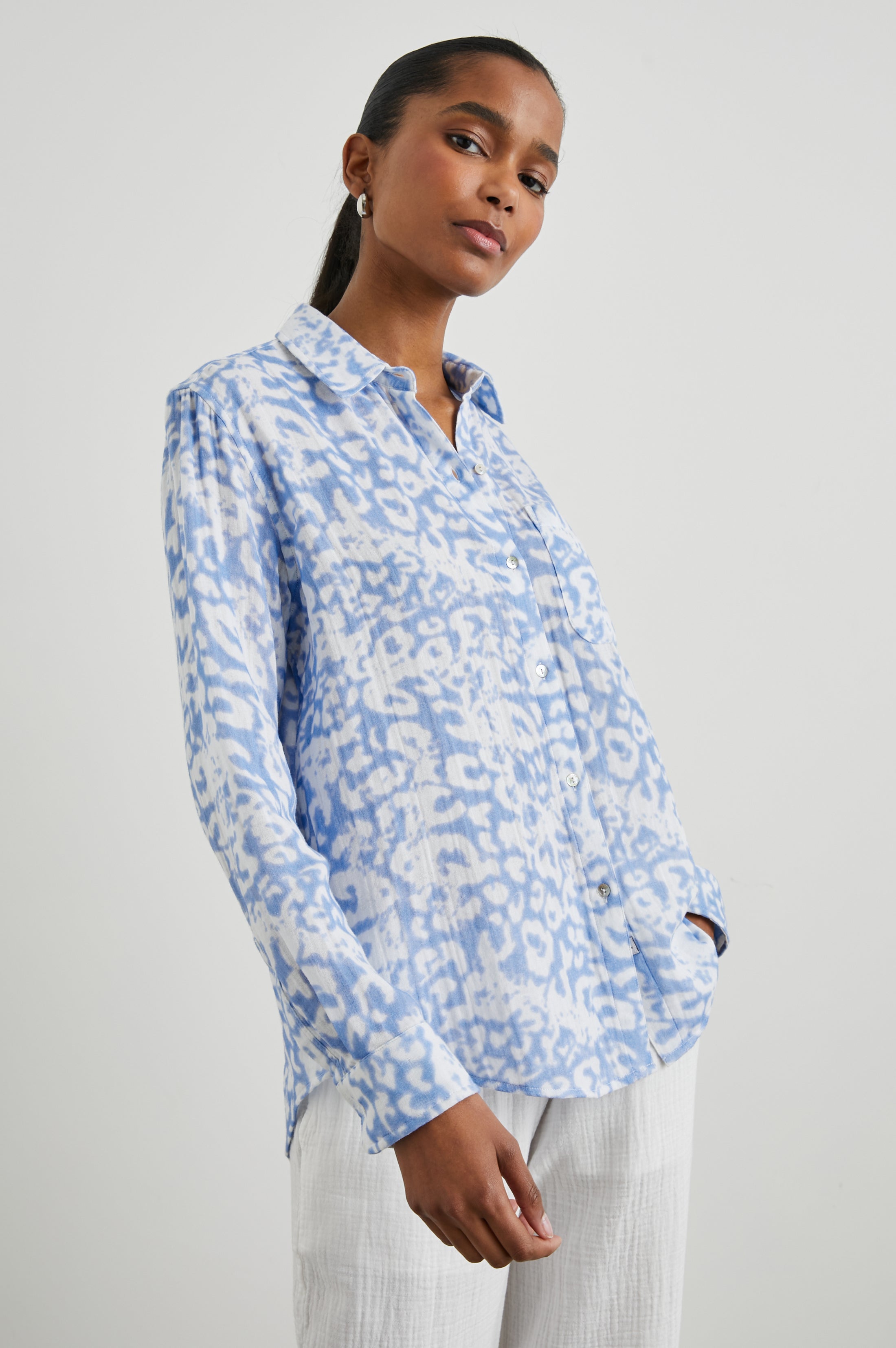 ELLIS SHIRT - BLUE DIFFUSED CHEETAH – Rails