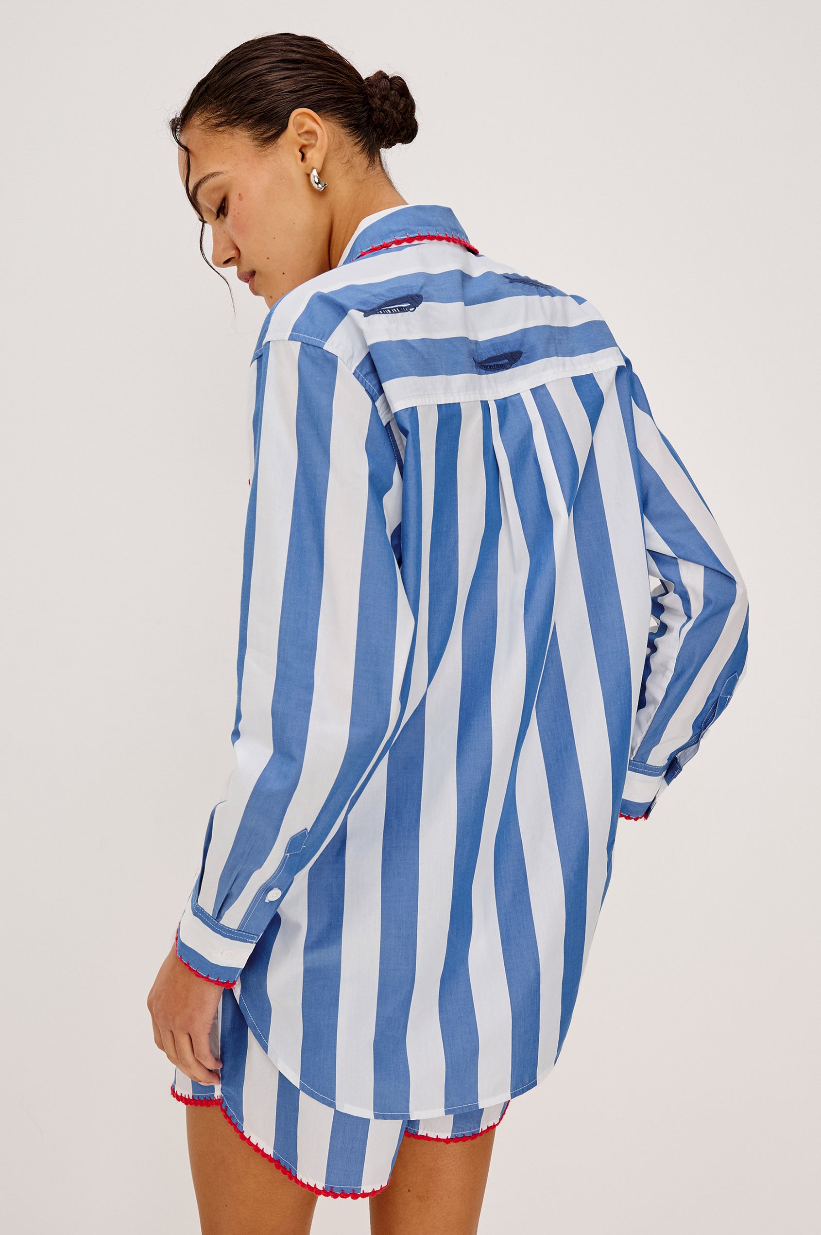 Elsa Button-Up Shirt in Cotton Poplin With Relaxed Oversized Fit, Classic, Chest Pocket, Long Sleeves, and Curved Hem in Dolce Vita Embroidery Colorway - Upper Body Back View Featured on Model