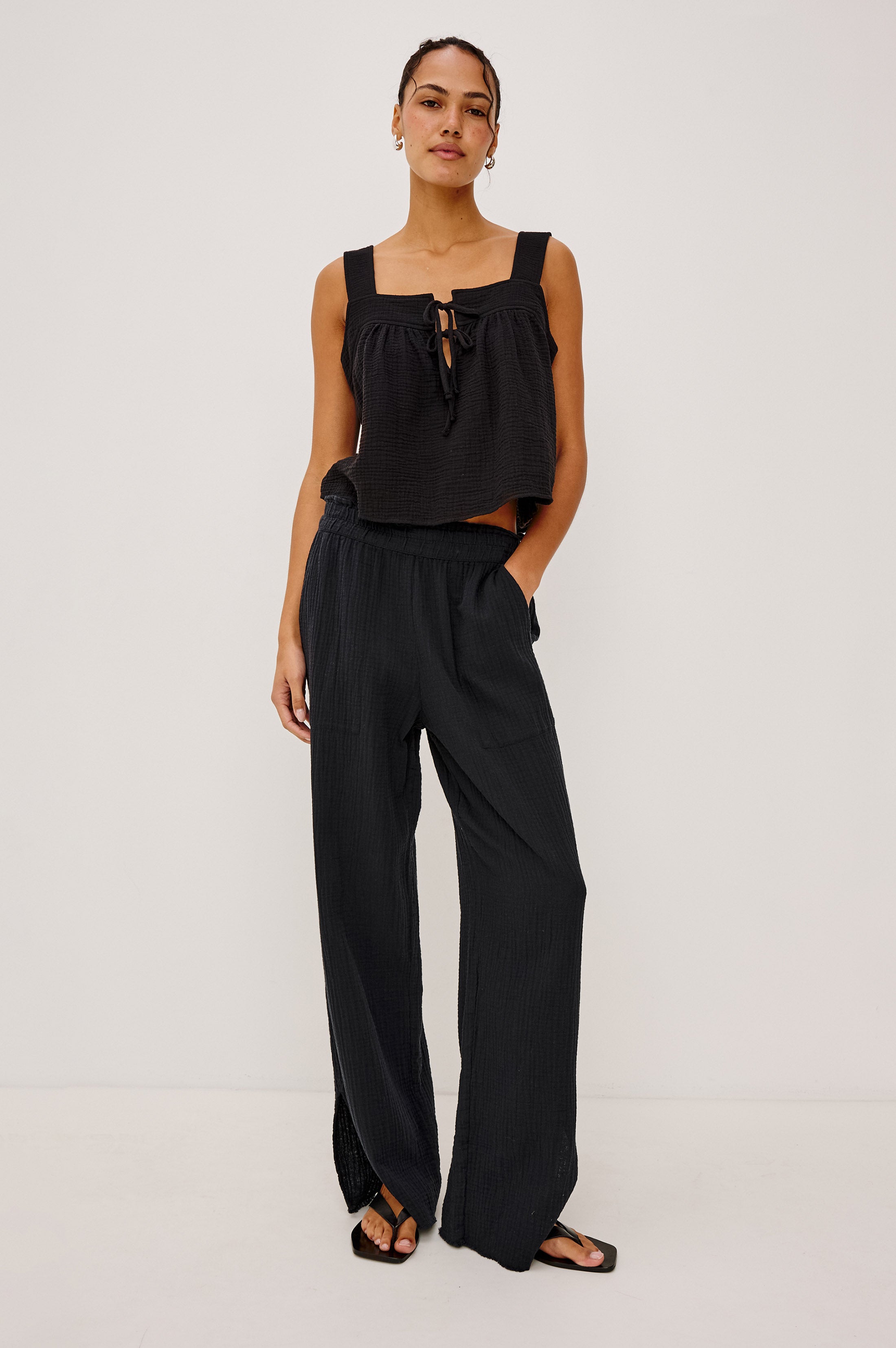 ENYA TOP - BLACK GAUZE – Rails