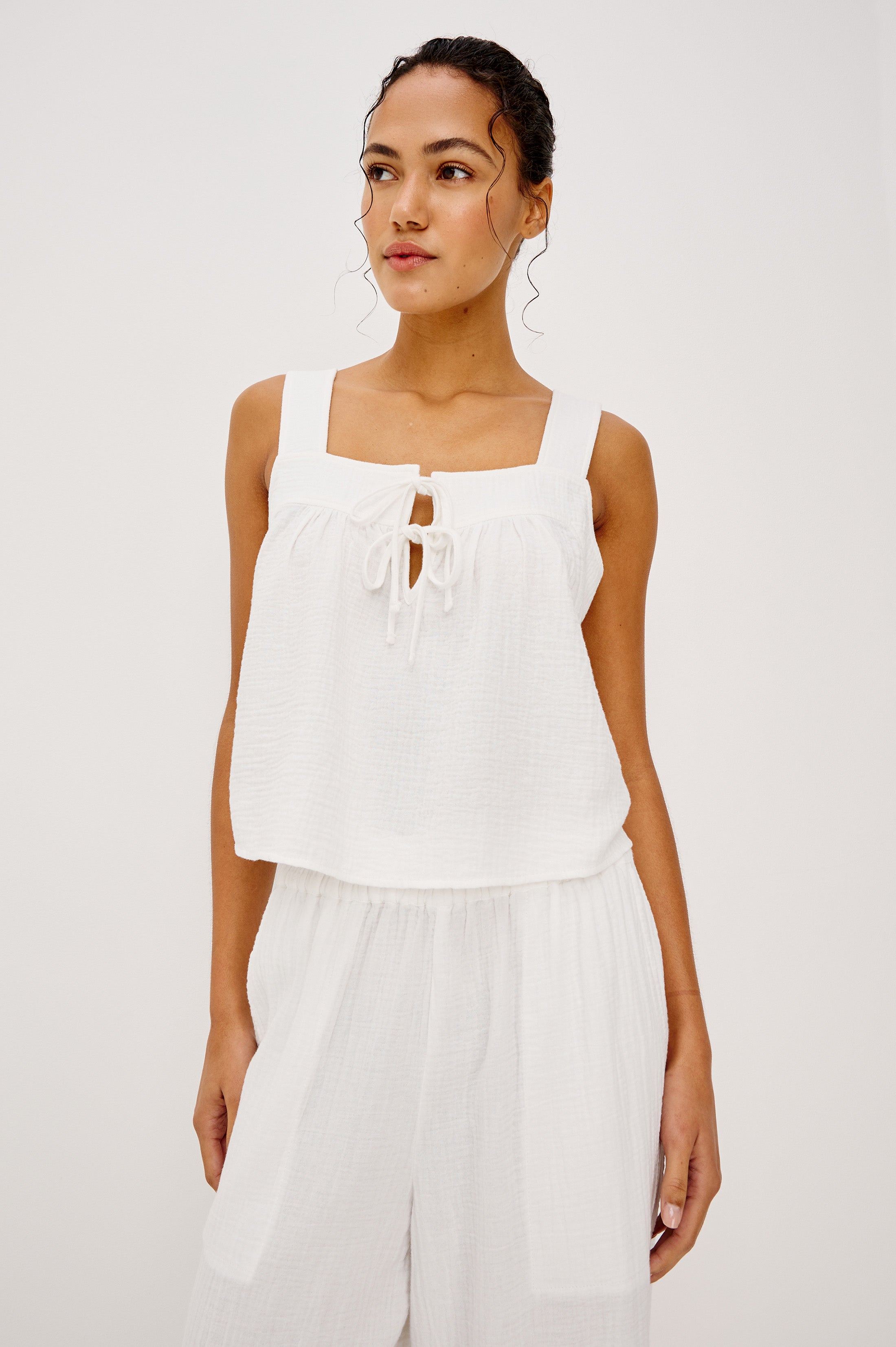 【TOGA PULLA】Tape jersey tank top 11A1037-1485-1.webp?v=