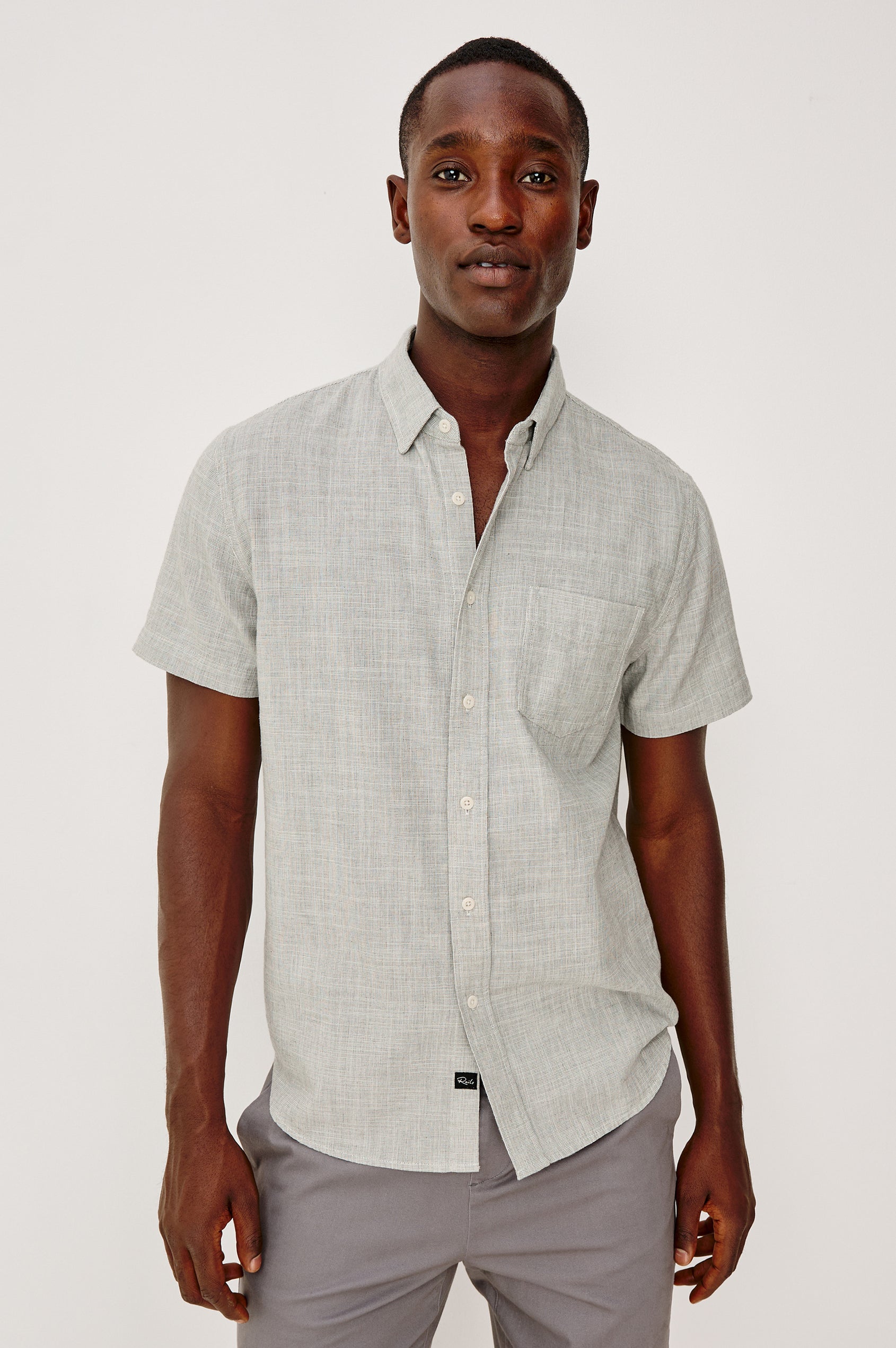 Fairfax Short Sleeve Button-Up Shirt in Lightweight Cotton With a Classic Fit in Platinum Etch Colorway - Upper Body Front View Featured on Model