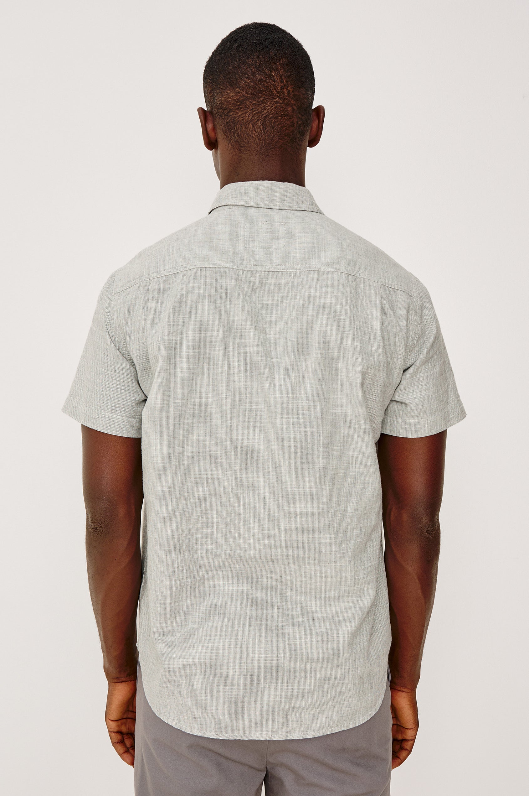 Fairfax Short Sleeve Button-Up Shirt in Lightweight Cotton With a Classic Fit in Platinum Etch Colorway - Upper Body Back View Featured on Model