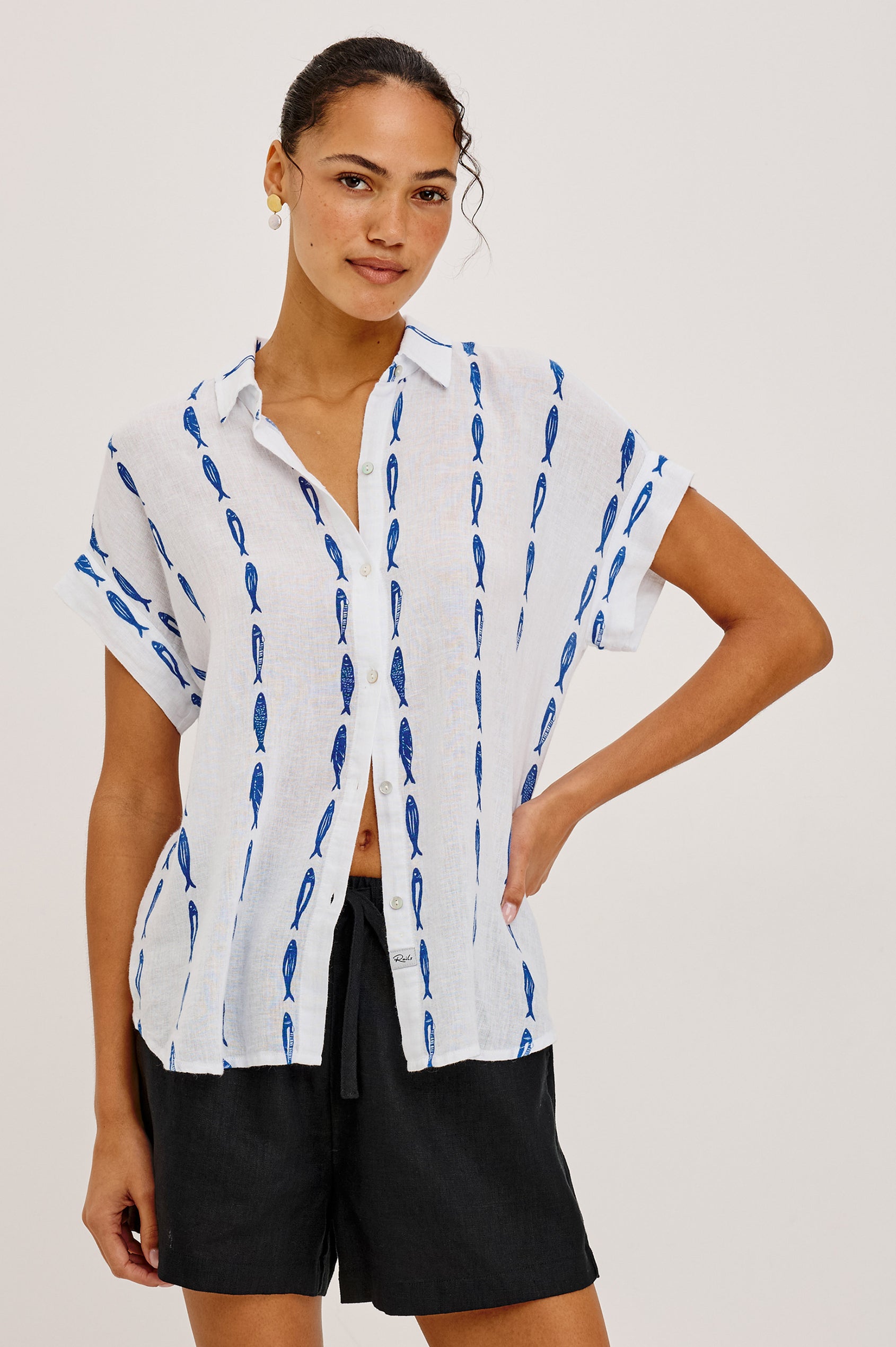 Farrah Button-Up Shirt in Featherweight Rayon With Collar, Short Rolled Sleeves, and Relaxed Fit in Sardines Colorway - Upper Body Front View Featured on Model