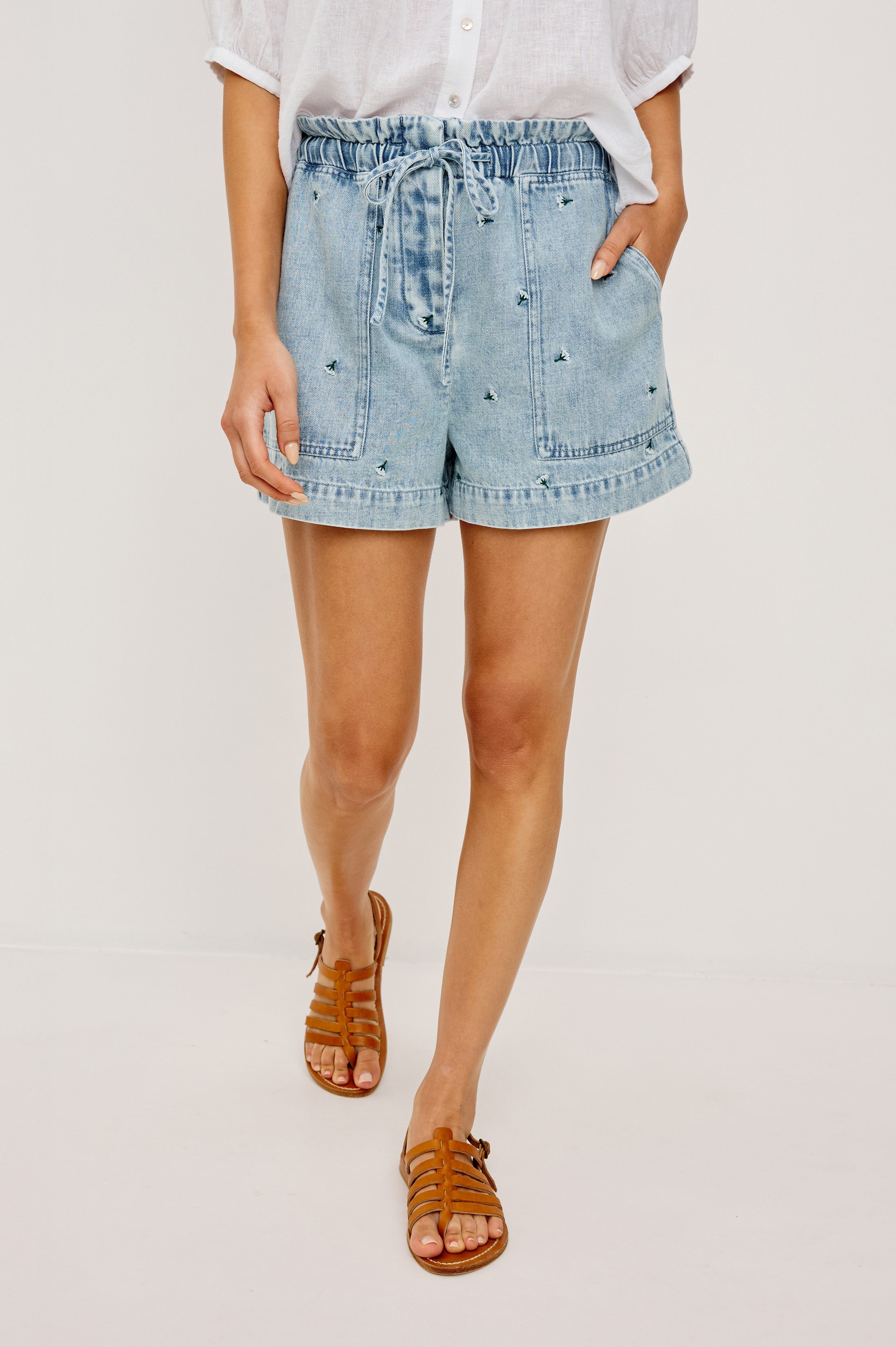 FOSTER SHORT - IVORY CARNATIONS – Rails