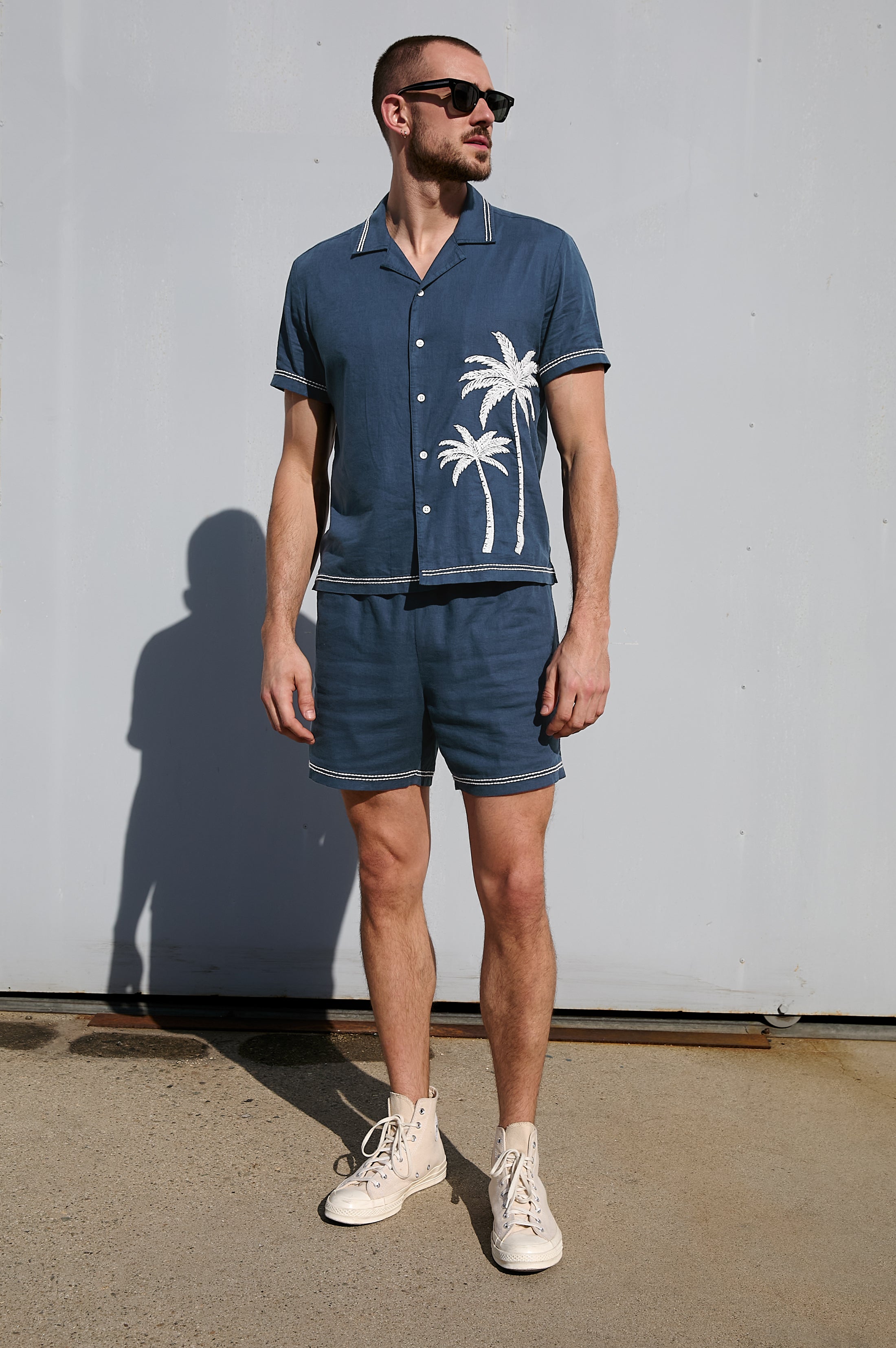 GIBSON SHIRT - NAVY WHITE PALM – Rails