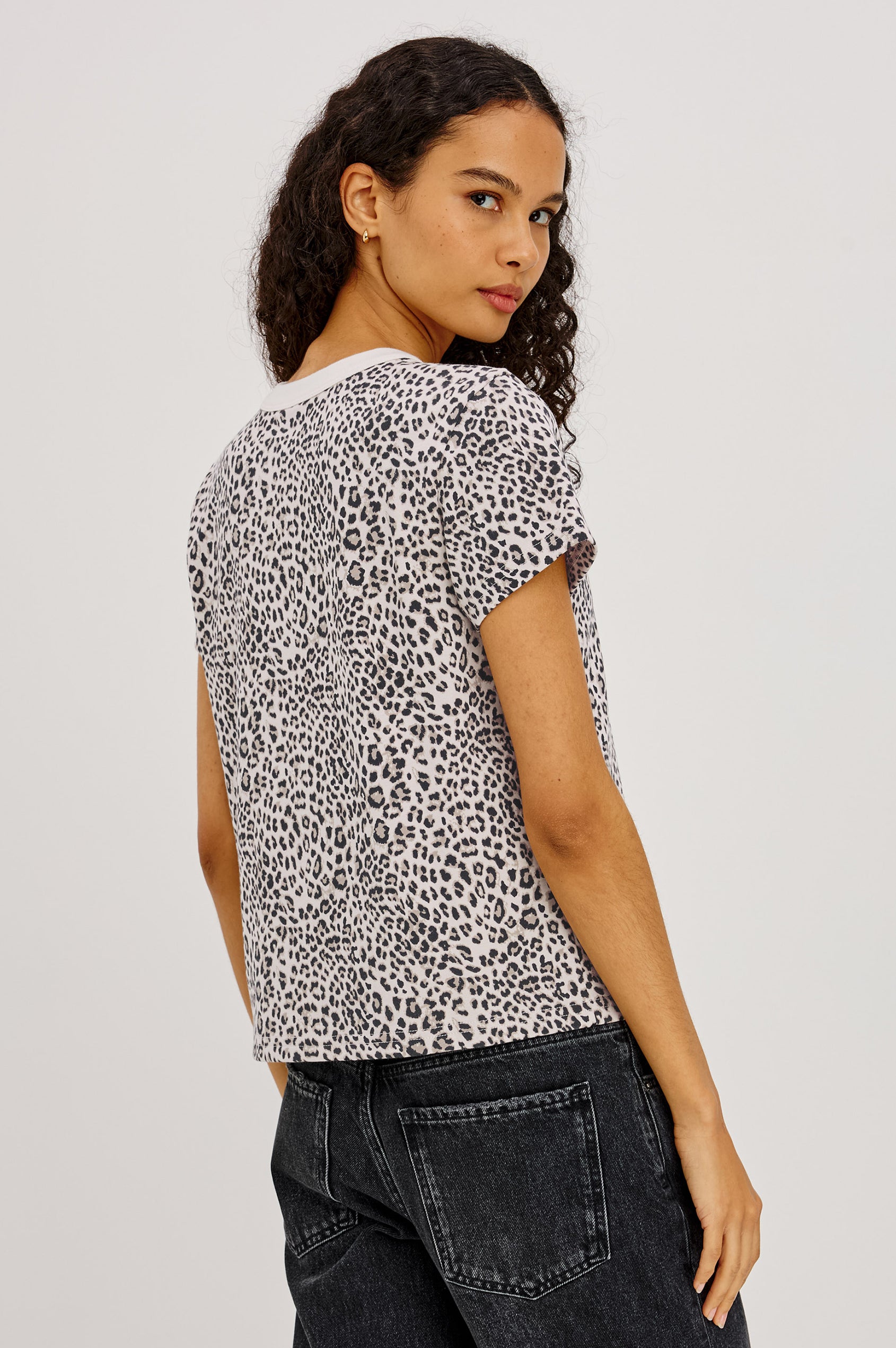 Girlfriend T-Shirt in Midweight Cotton With Slightly Cropped Boxy Fit, Crew Neck, and Short Sleeves in Ecru Cheetah Colorway - Upper Body Back View Featured on Model