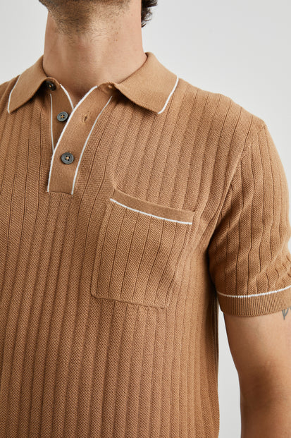 HARDY POLO SHIRT - TAWNY - FRONT DETAILS