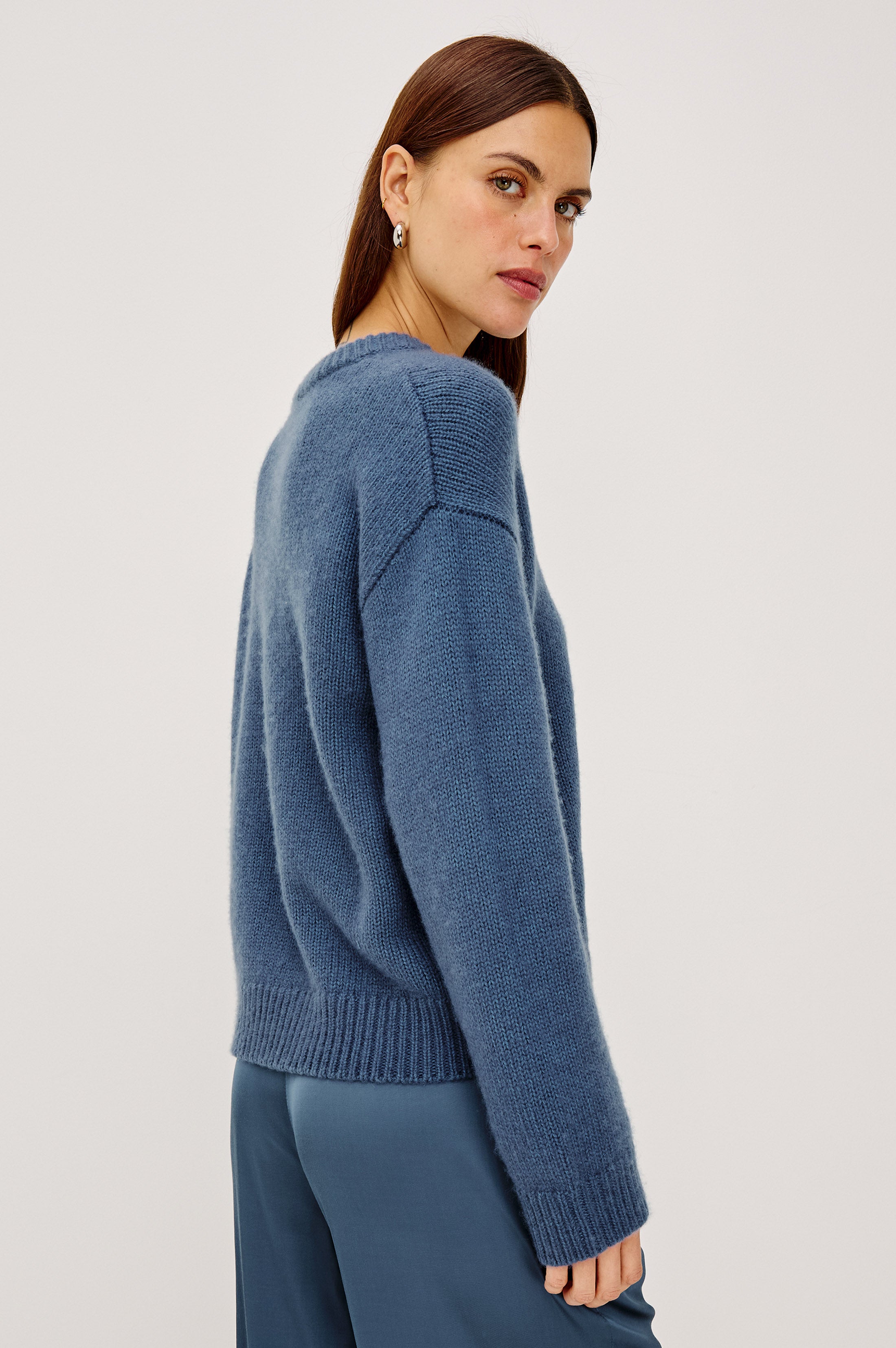 Helly sweater