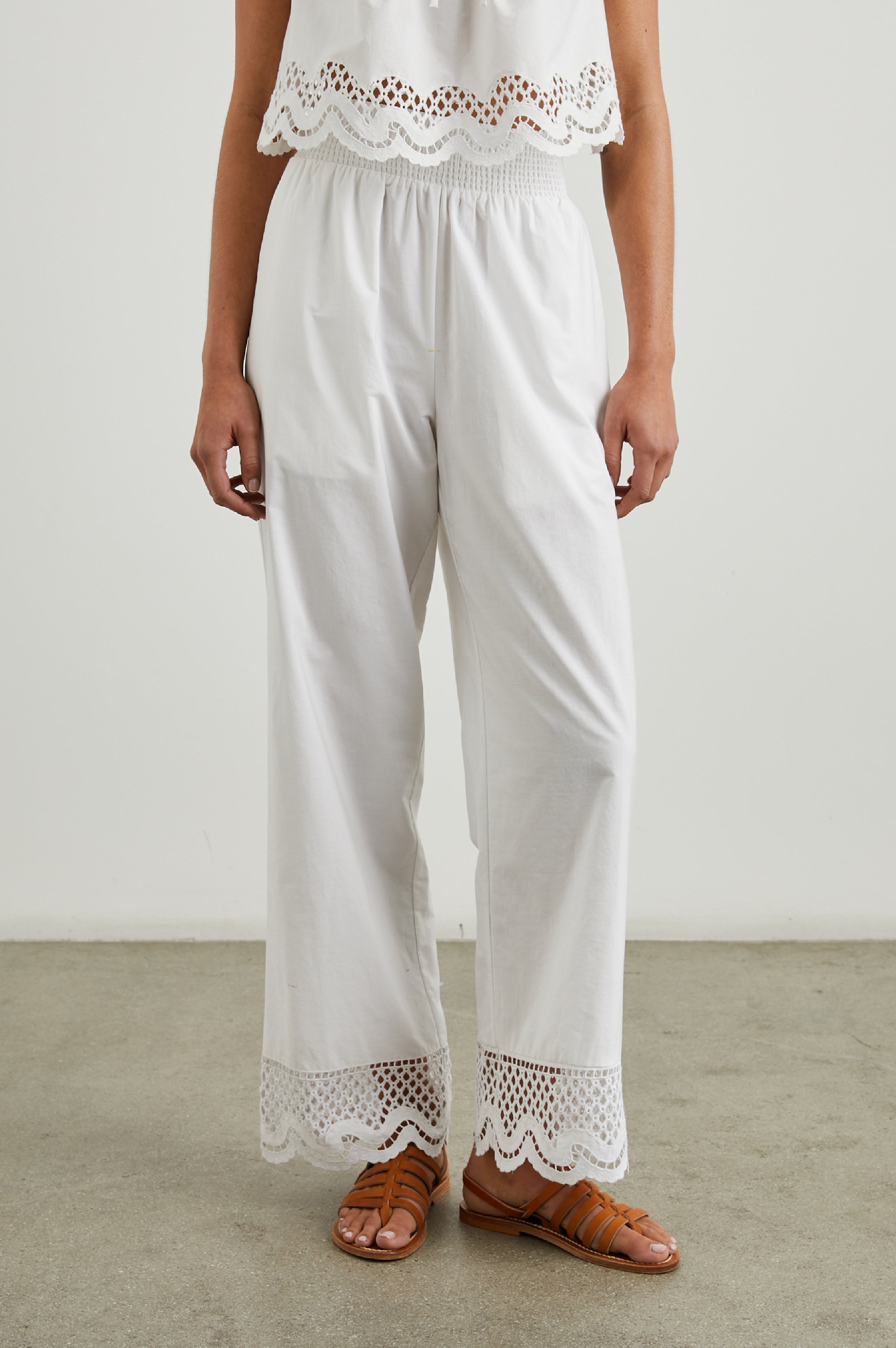 HENRIK PANT - WHITE – Rails
