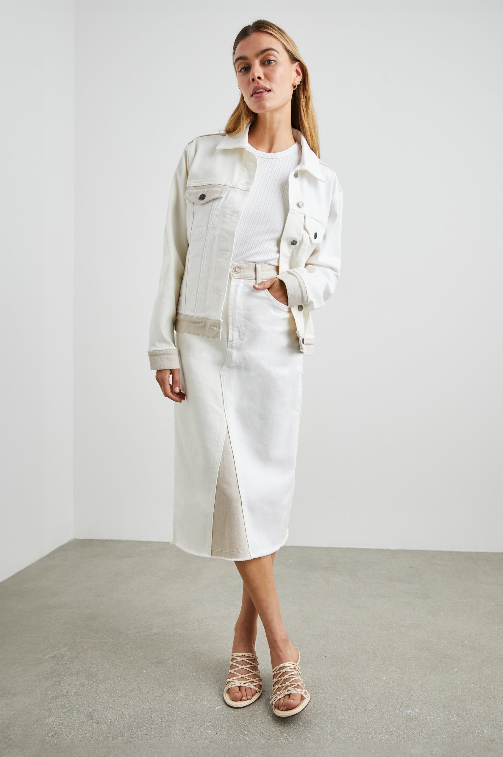 HIGHLAND SKIRT - ECRU PATCHWORK - FRONT BODY STYLED