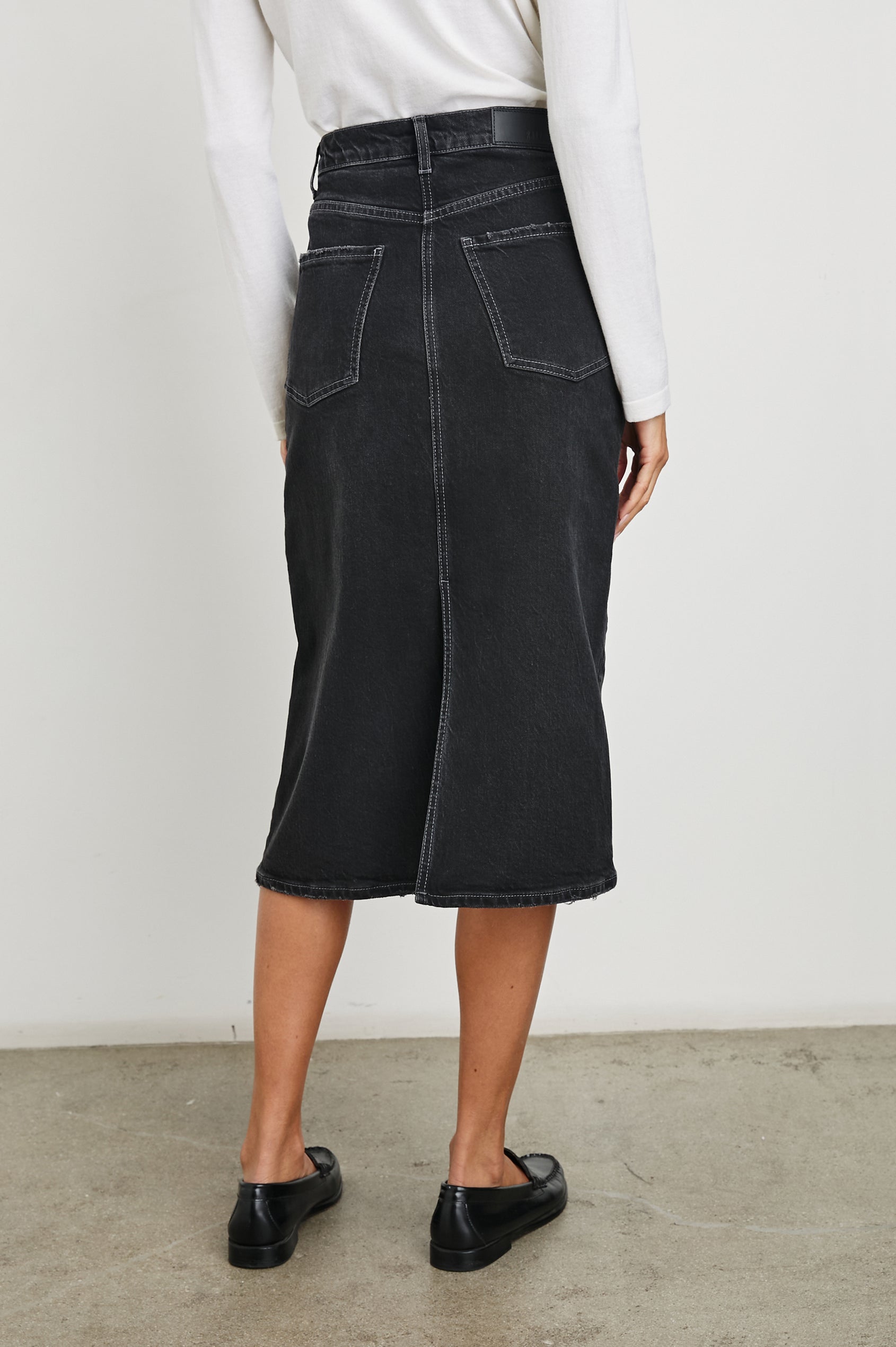 HIGHLAND-SPELLBOUND-BACK