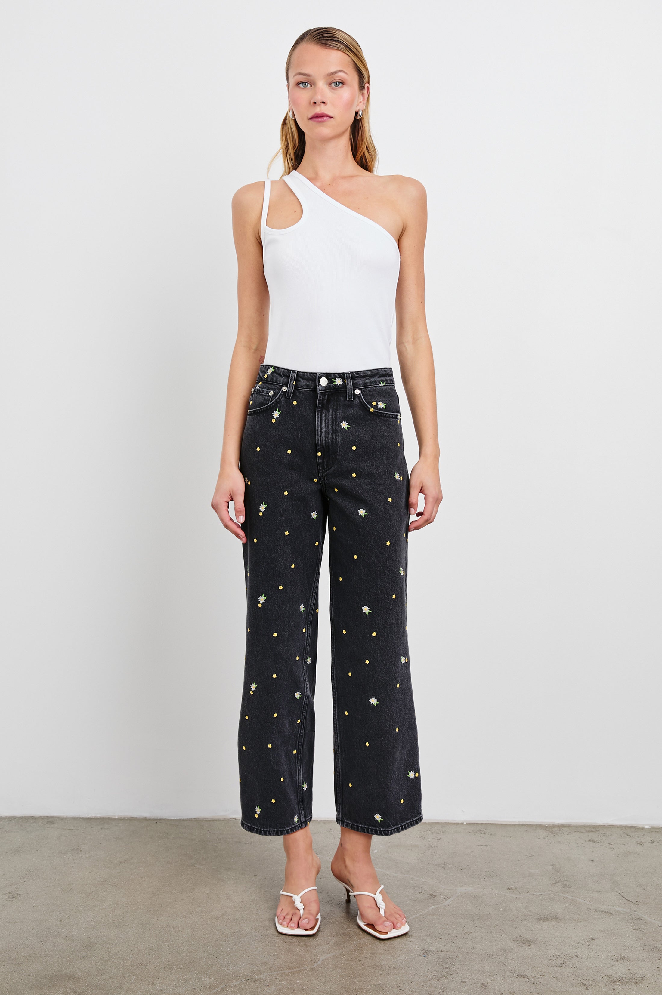 HIRA TOP - WHITE – Rails