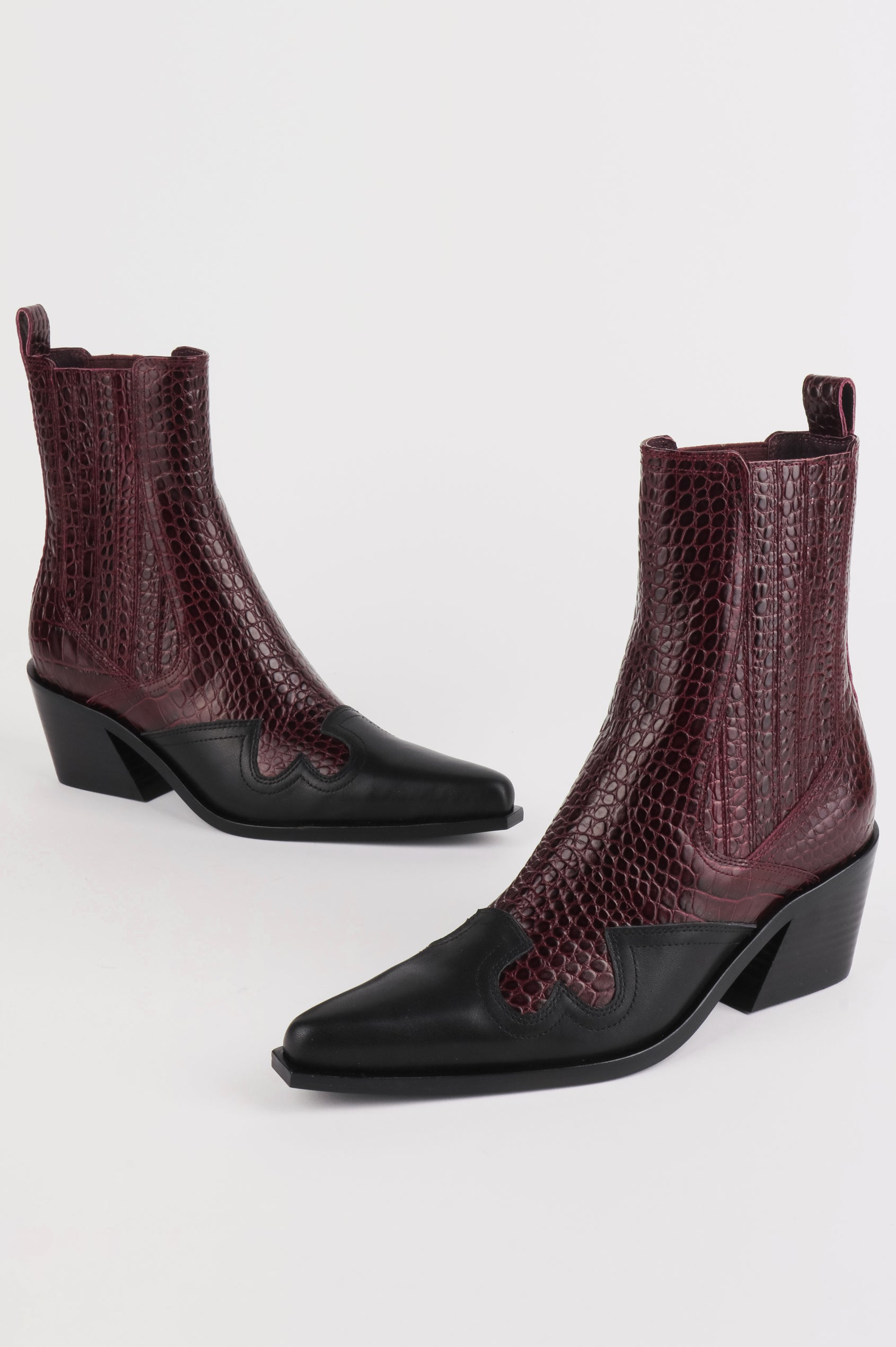 INTENTIONALLY BLANK HOUSTON BOOT - MERLOT