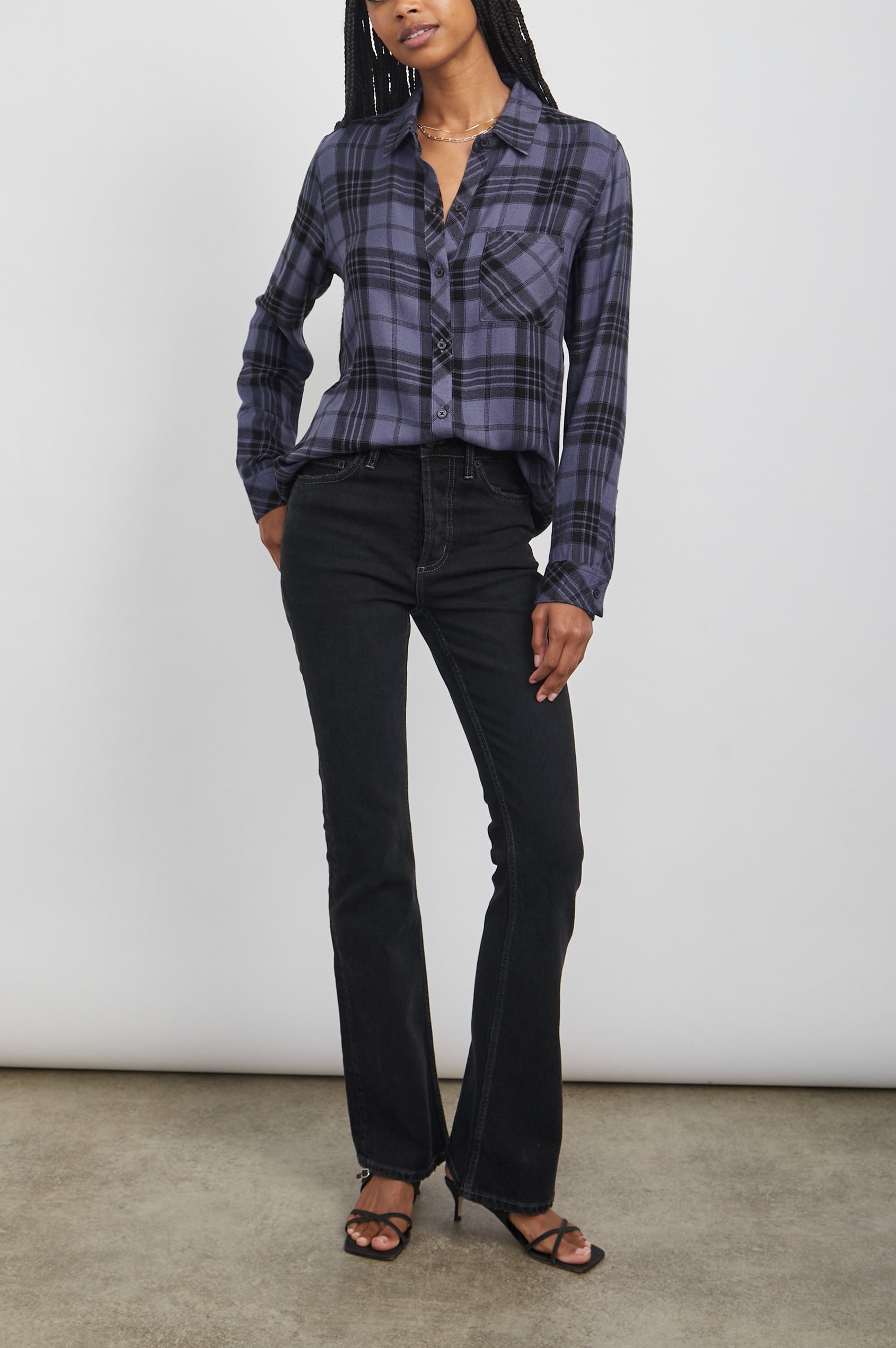 HUNTER-SAPPHIRE-ASH-FULL FRONT BODY