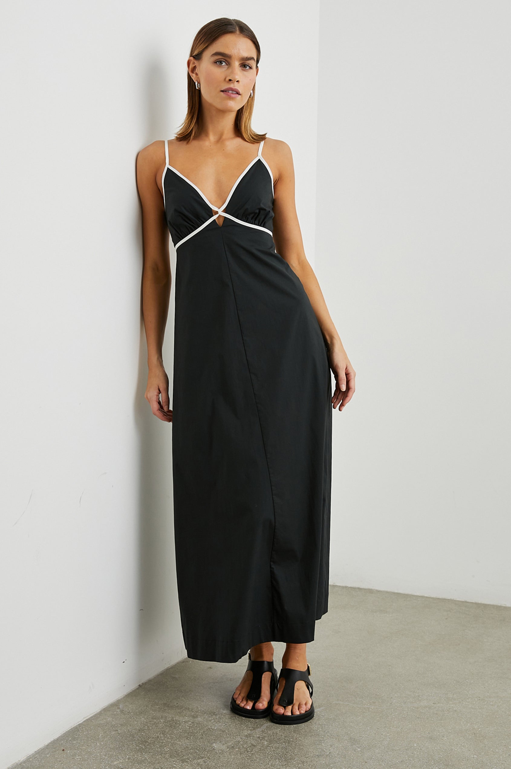 Rails Jessa Midi Dress in Black - Size XS Rails Jessa Midi Dress in Black - Size XS