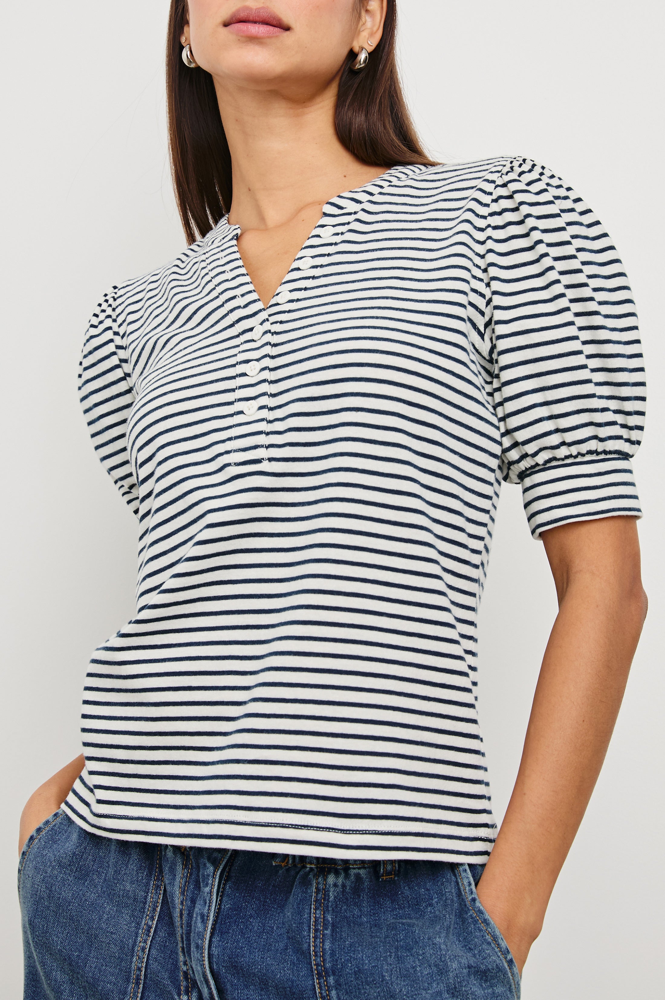 JEWEL TOP - IVORY NAVY MICRO STRIPE – Rails