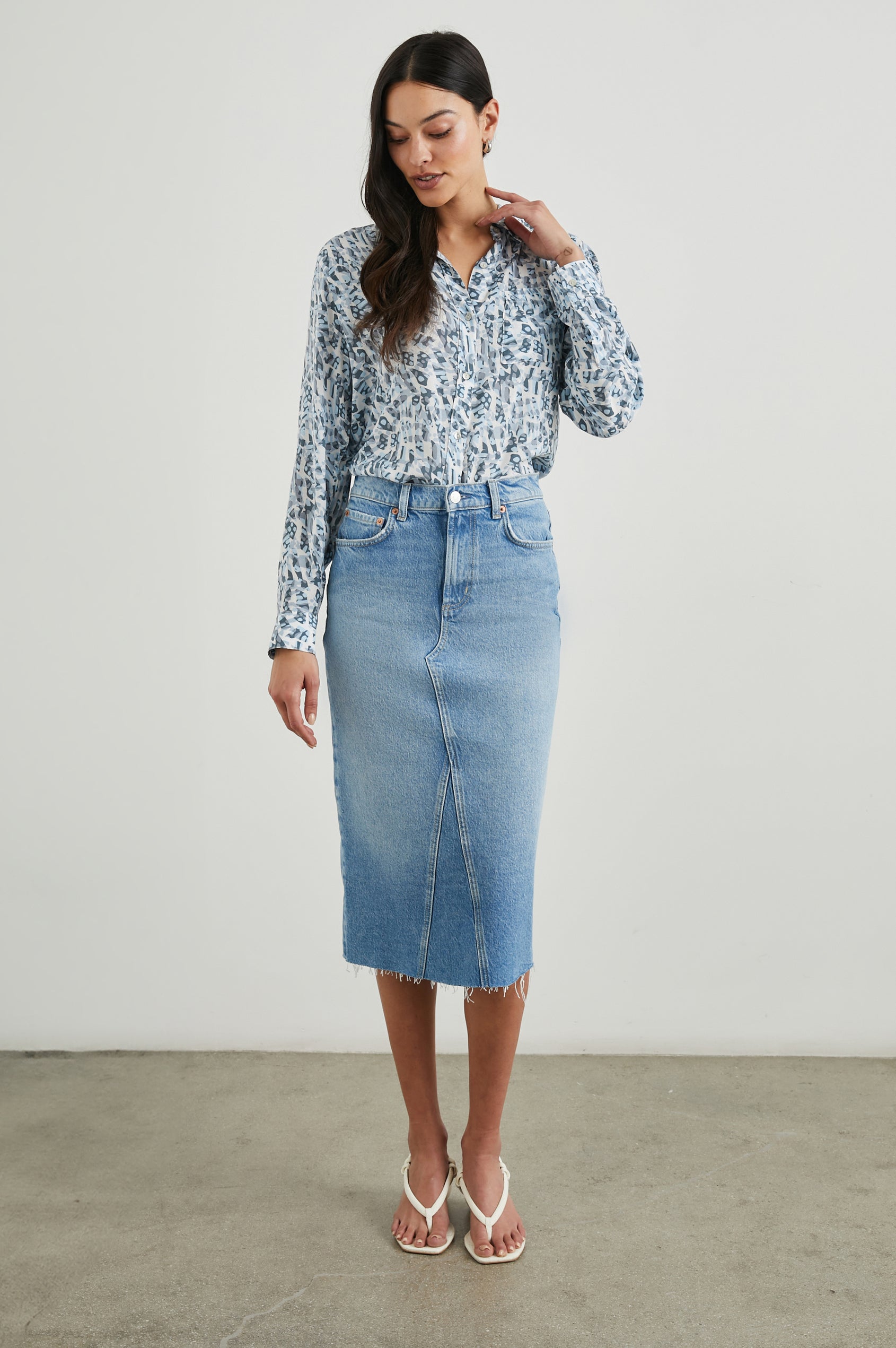 JOSEPHINE-BLUE-ABSTRACT-FULL FRONT BODY